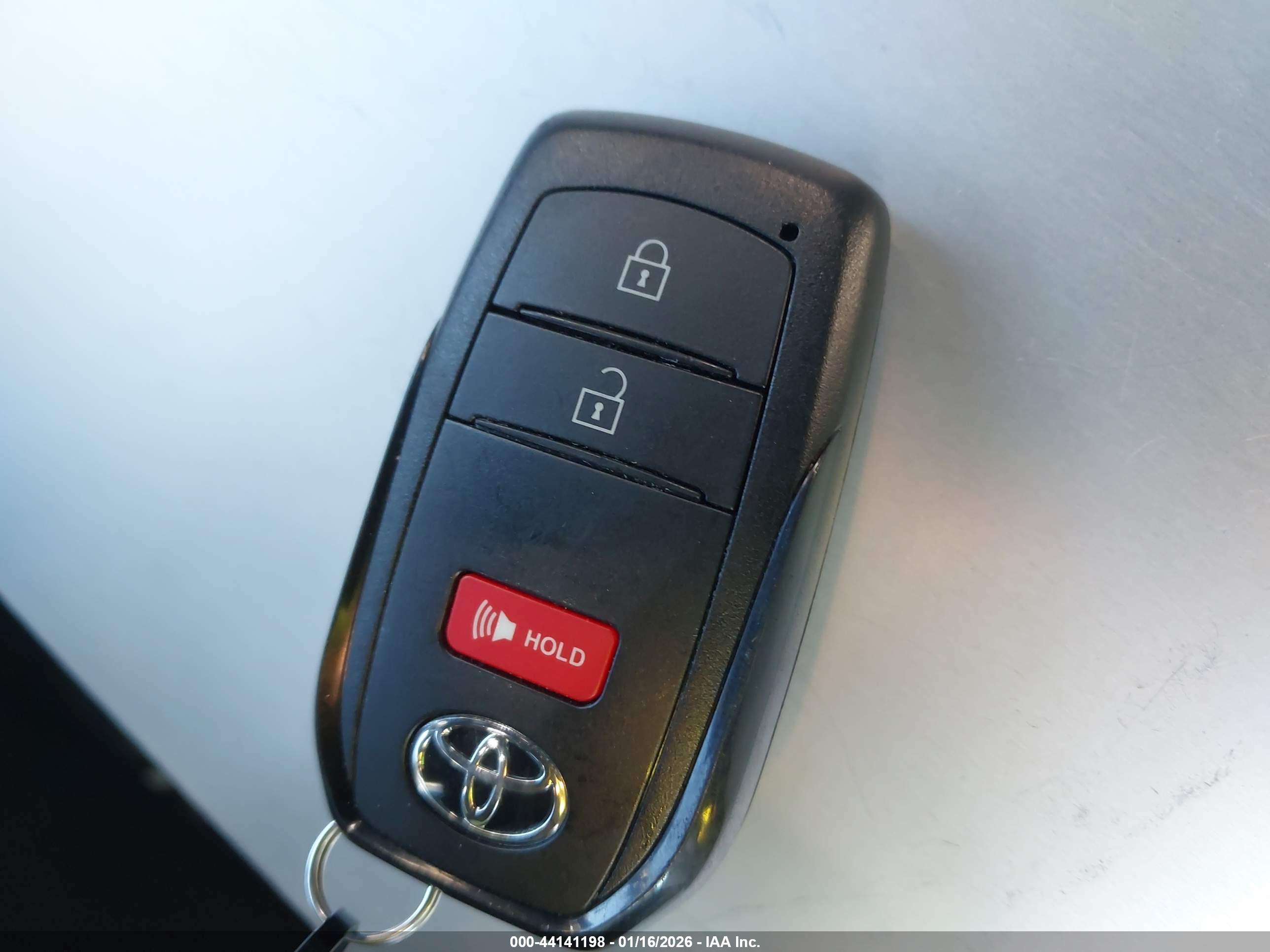 TOYOTA TACOMA image 11