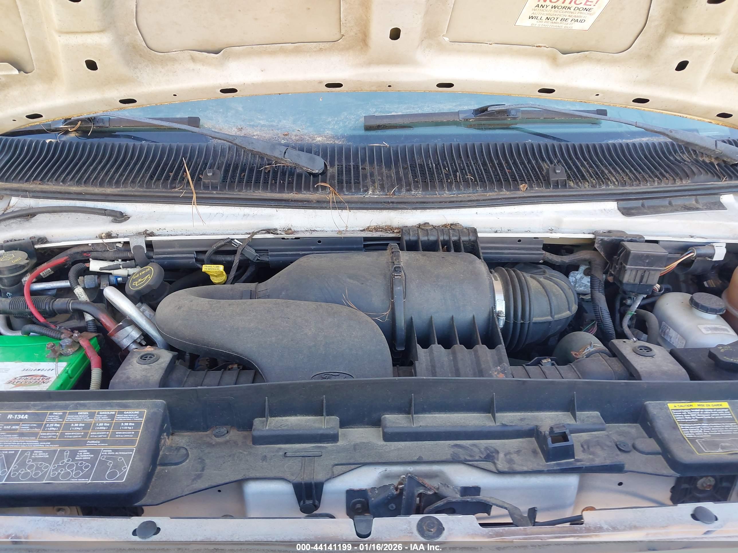 FORD E-450 image 10