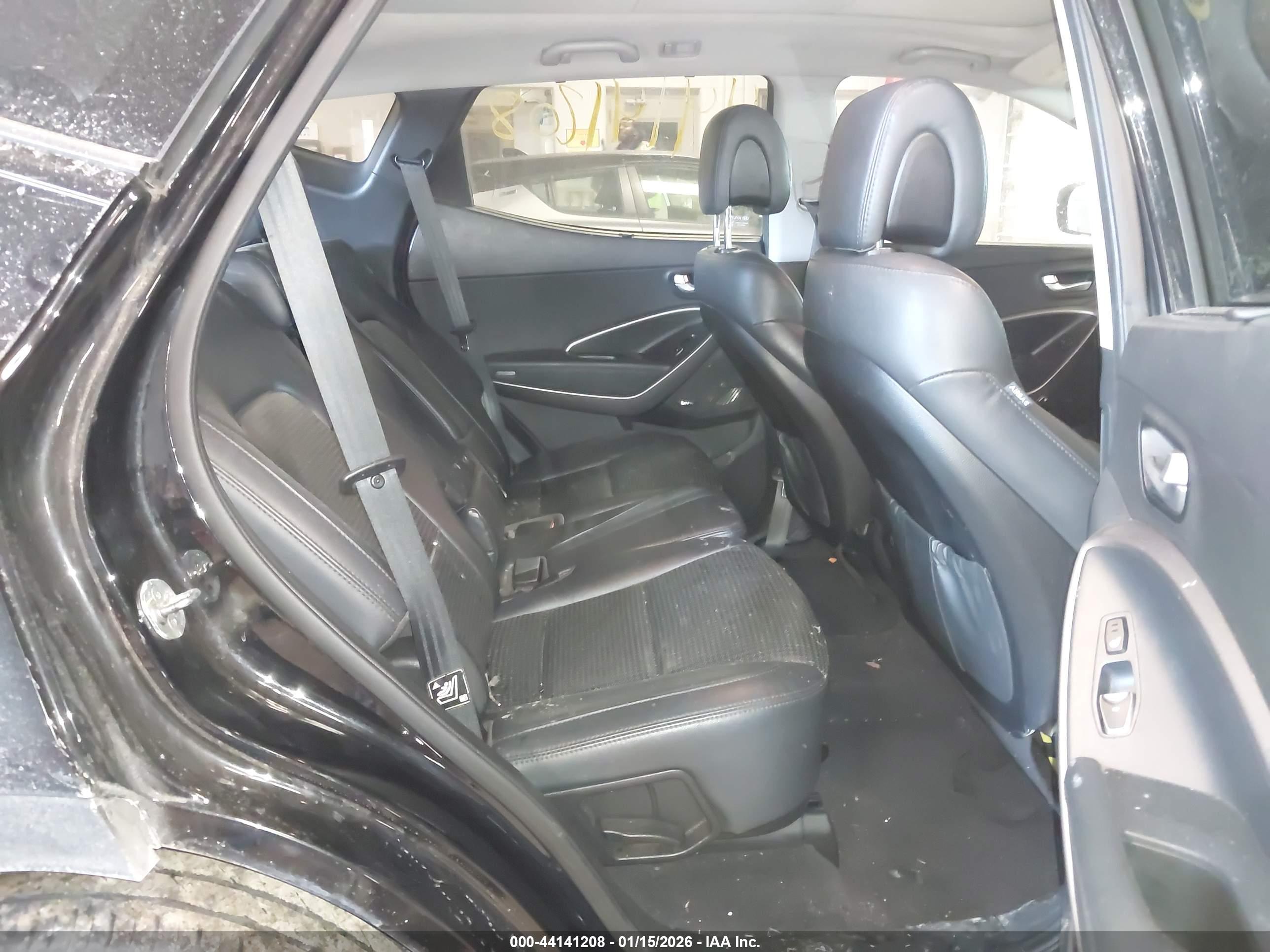 HYUNDAI SANTA image 8