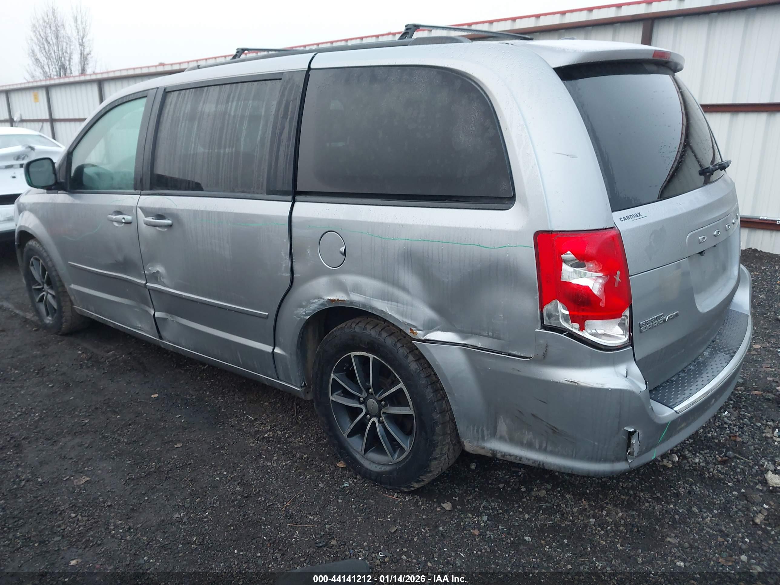 DODGE GRAND image 3