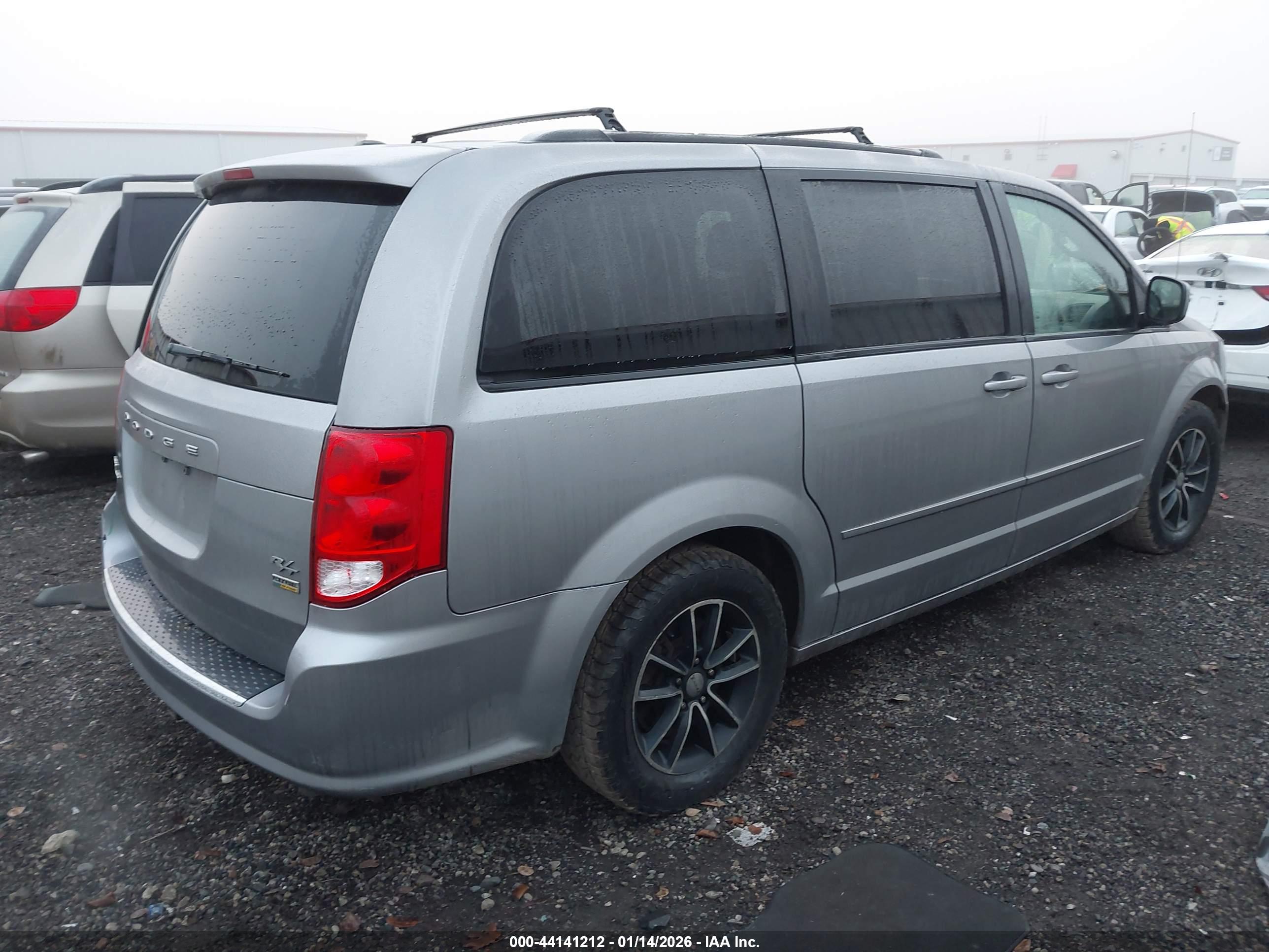 DODGE GRAND image 4