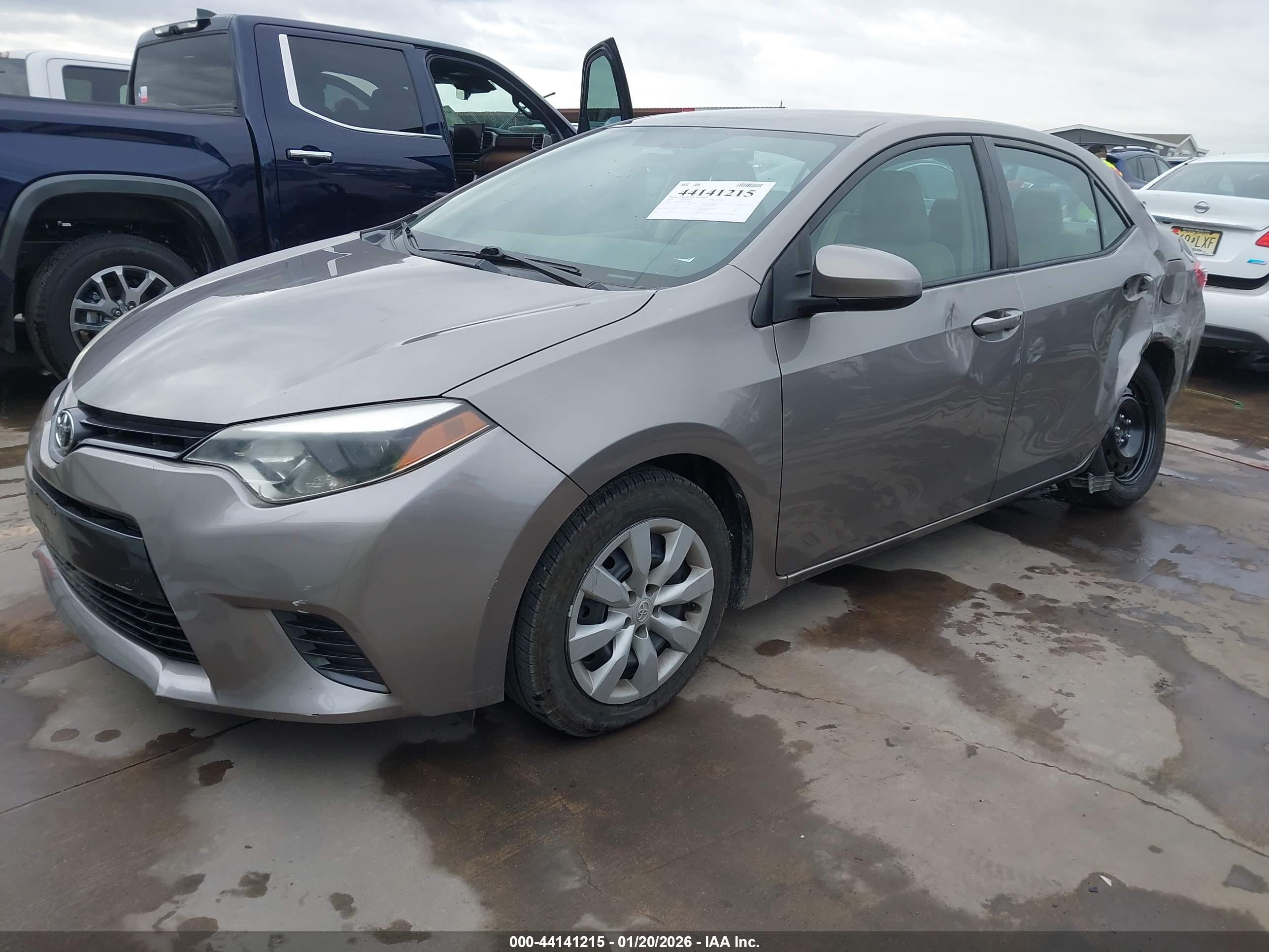 TOYOTA COROLLA image 2