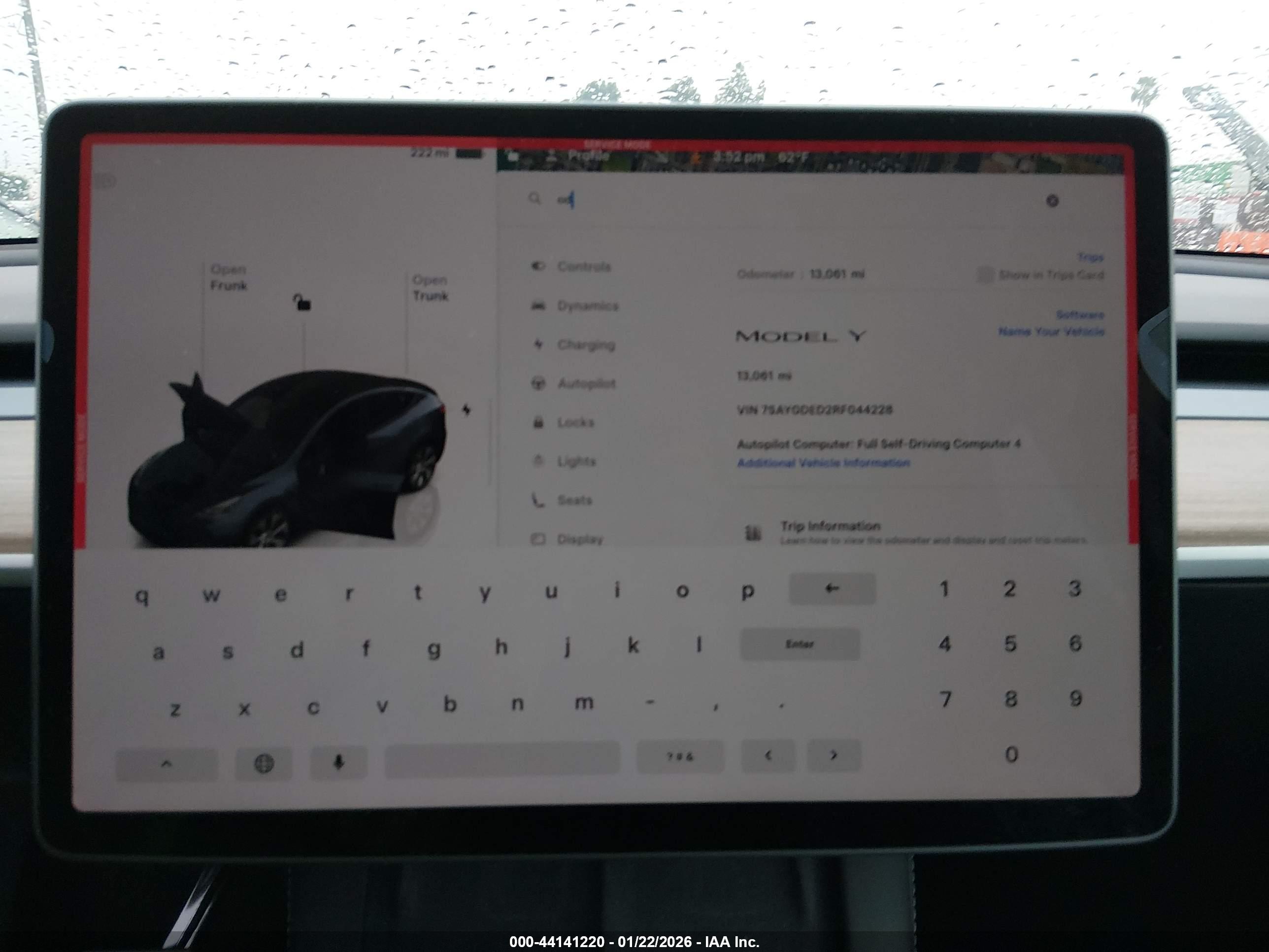 TESLA MODEL image 7