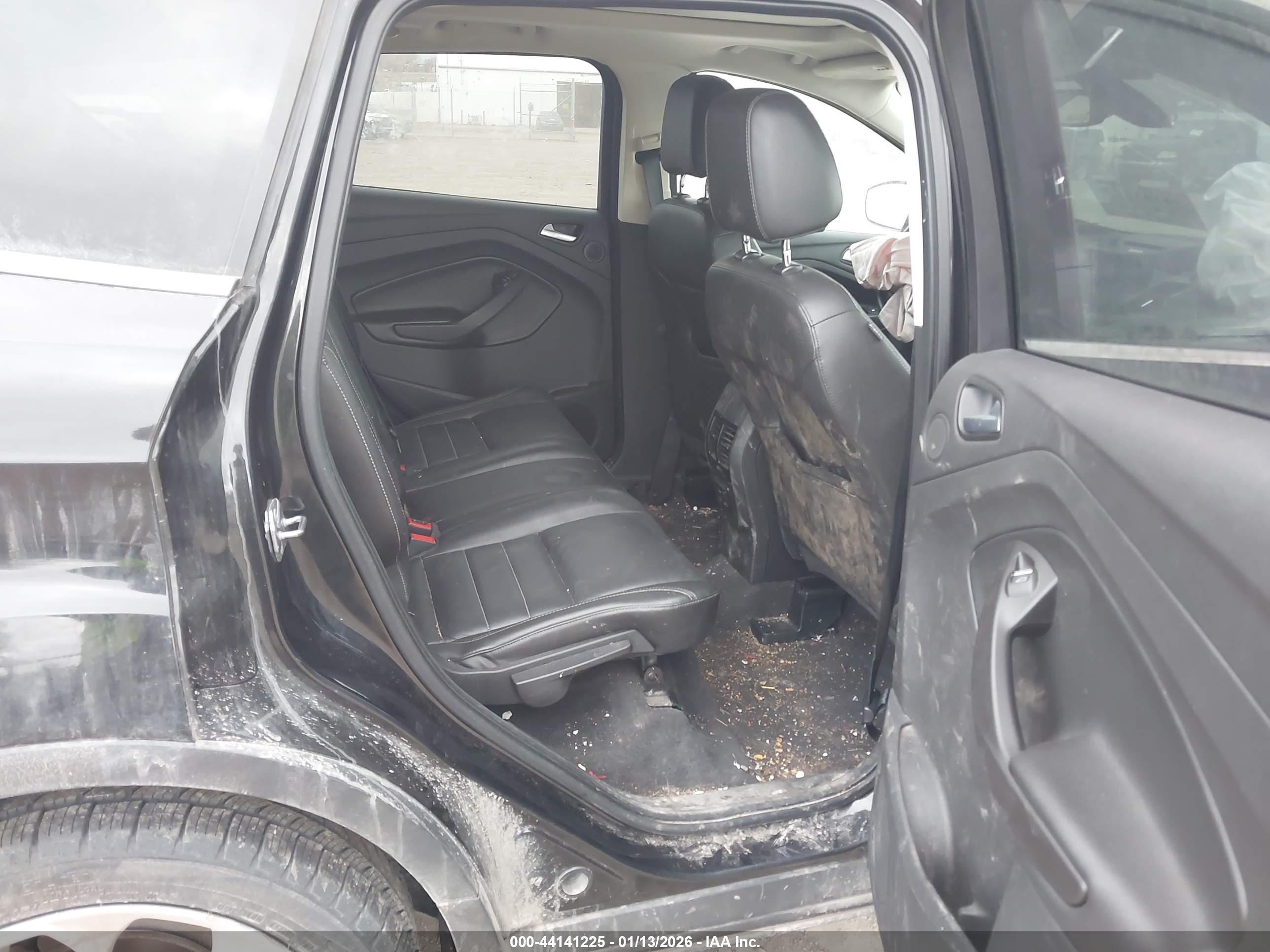 FORD ESCAPE image 8