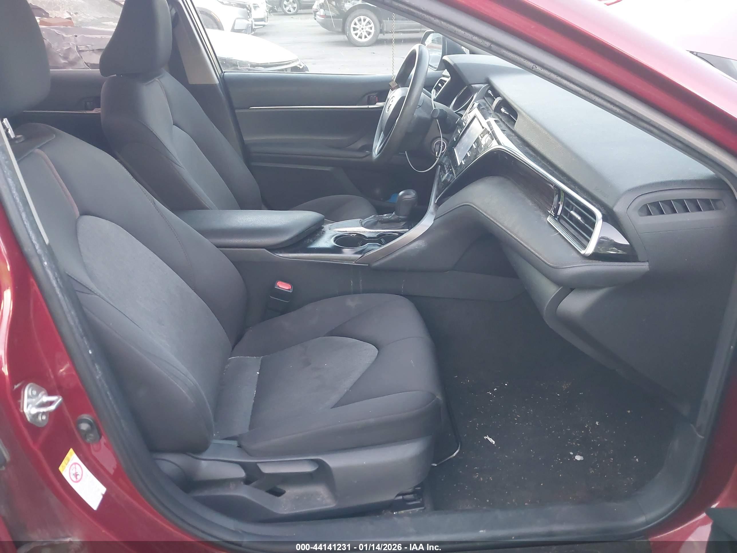 TOYOTA CAMRY image 5