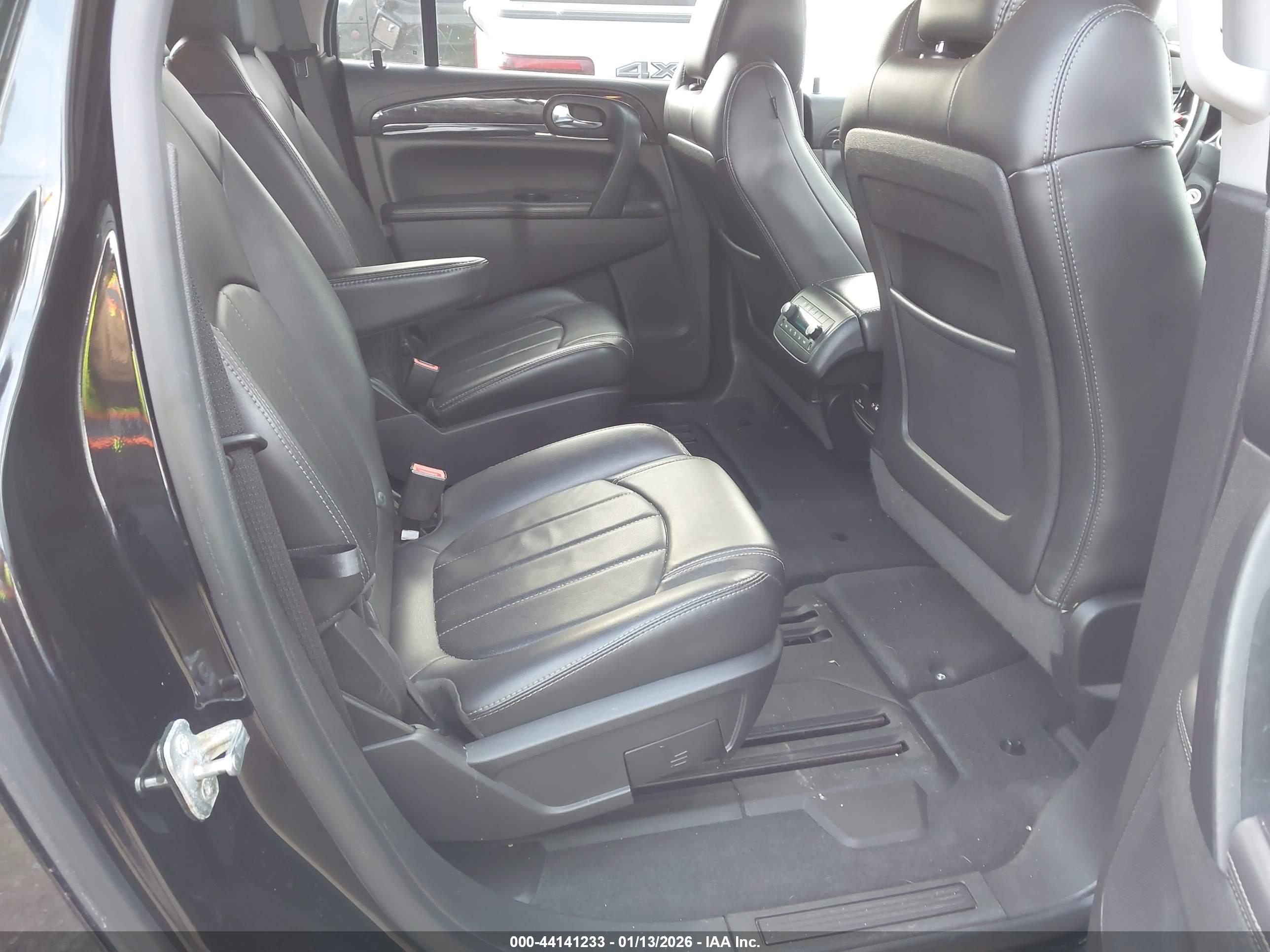 BUICK ENCLAVE image 8