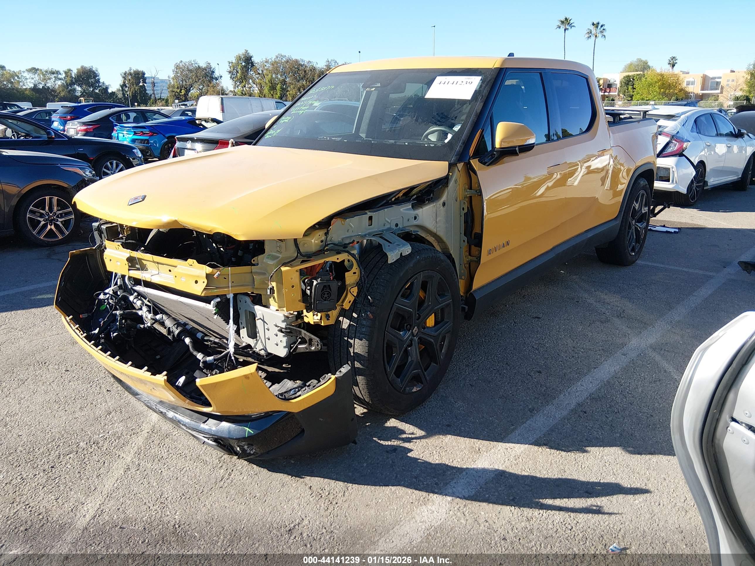 RIVIAN R1T image 2