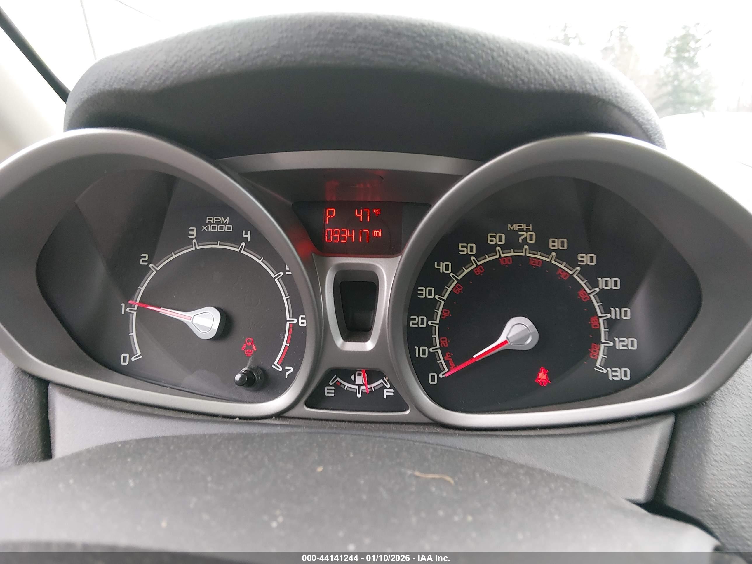 FORD FIESTA image 7