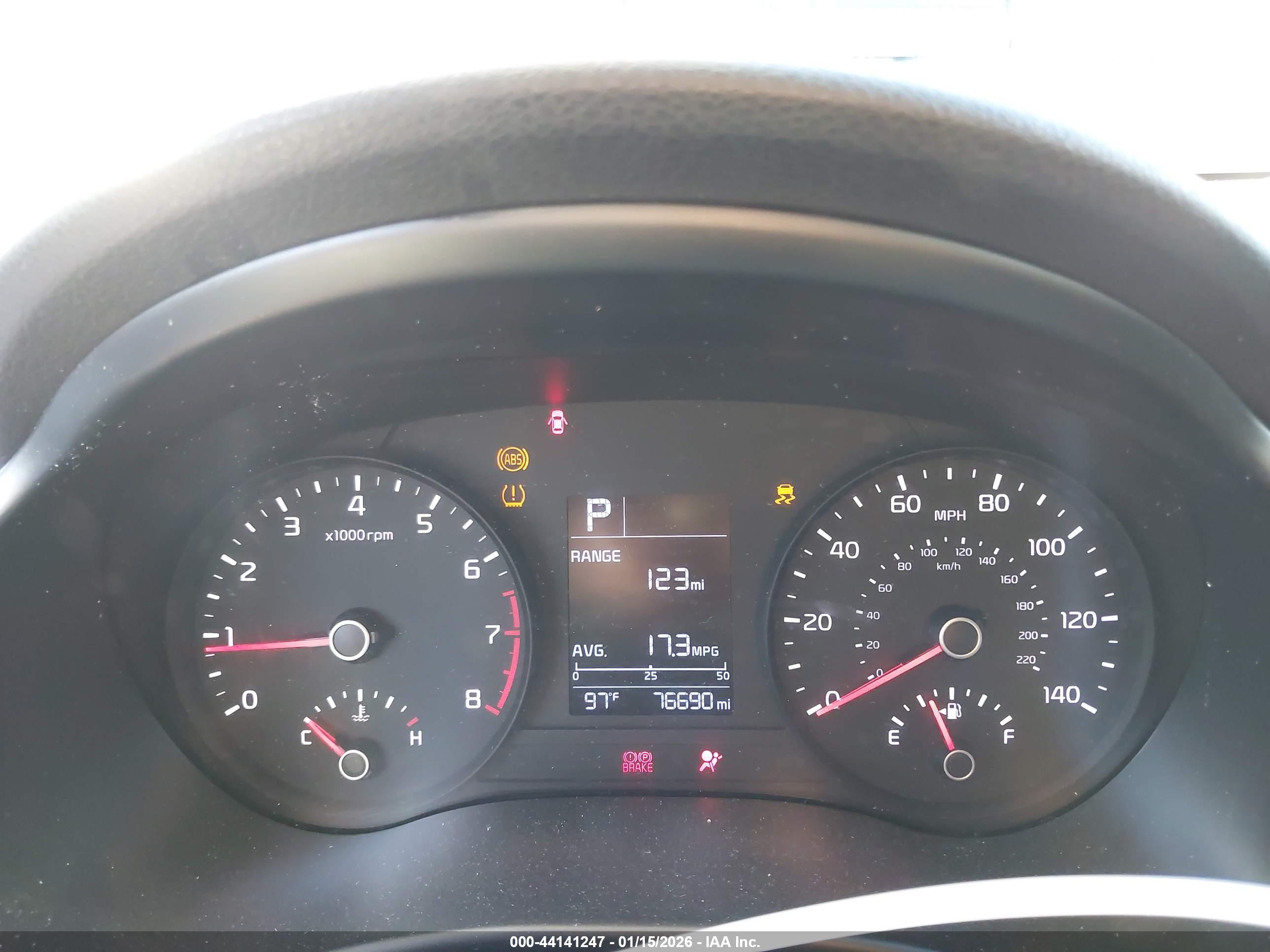 KIA RIO image 7