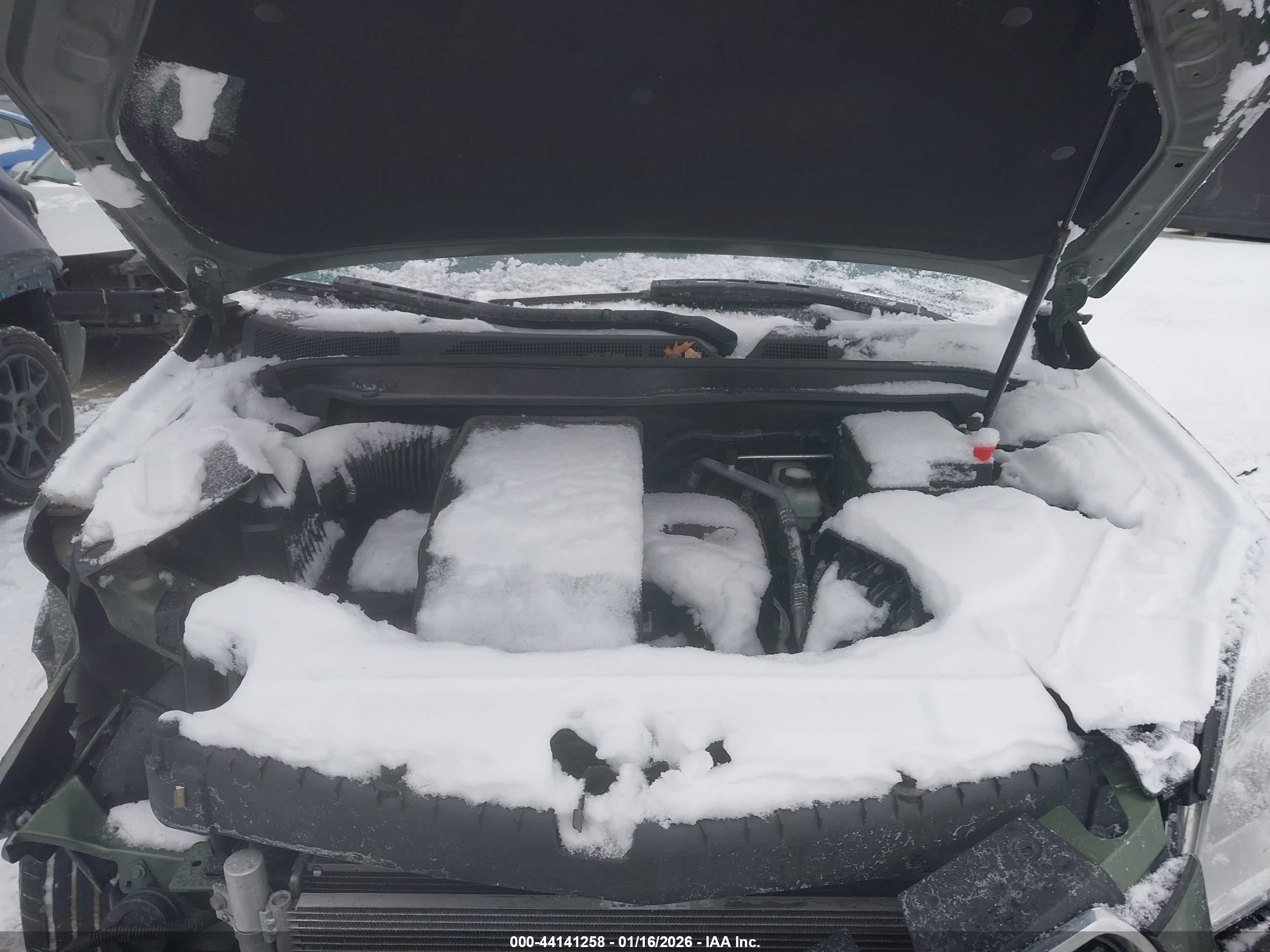 CHEVROLET EQUINOX image 10