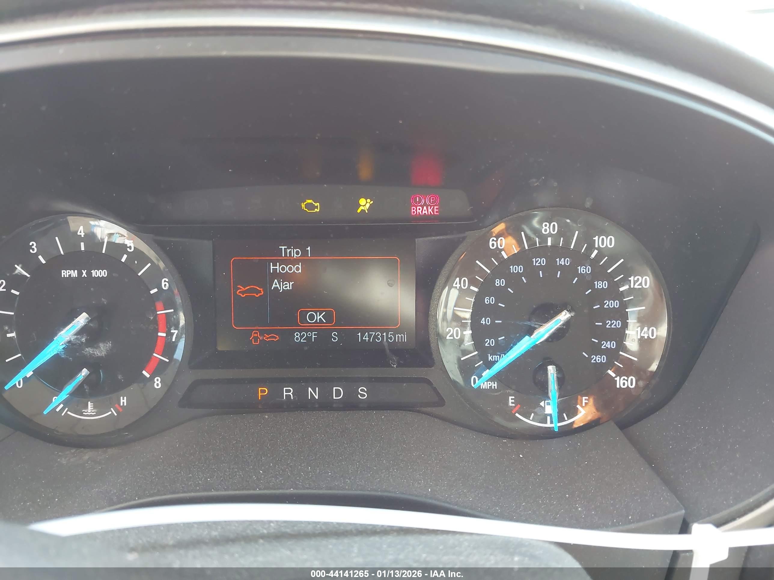 FORD FUSION image 7