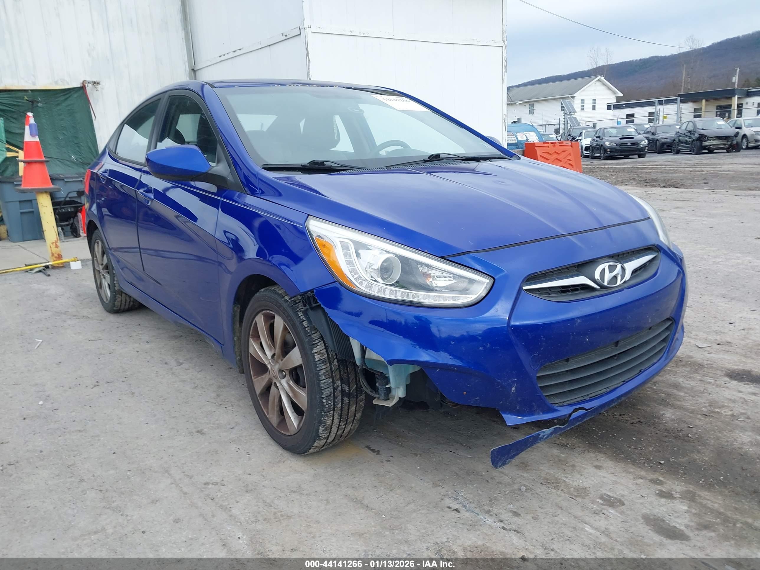 HYUNDAI ACCENT image 6