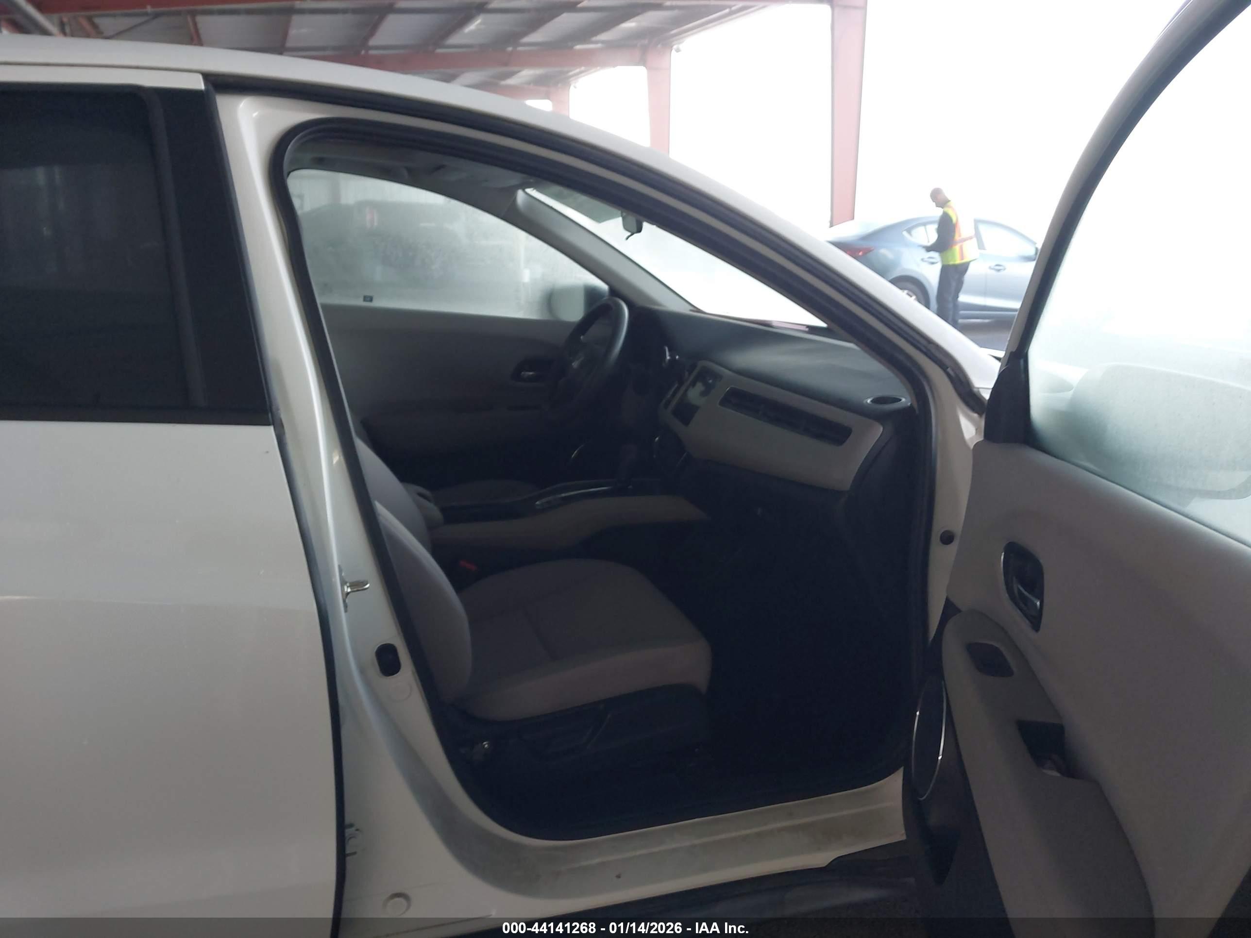 HONDA HR-V image 5