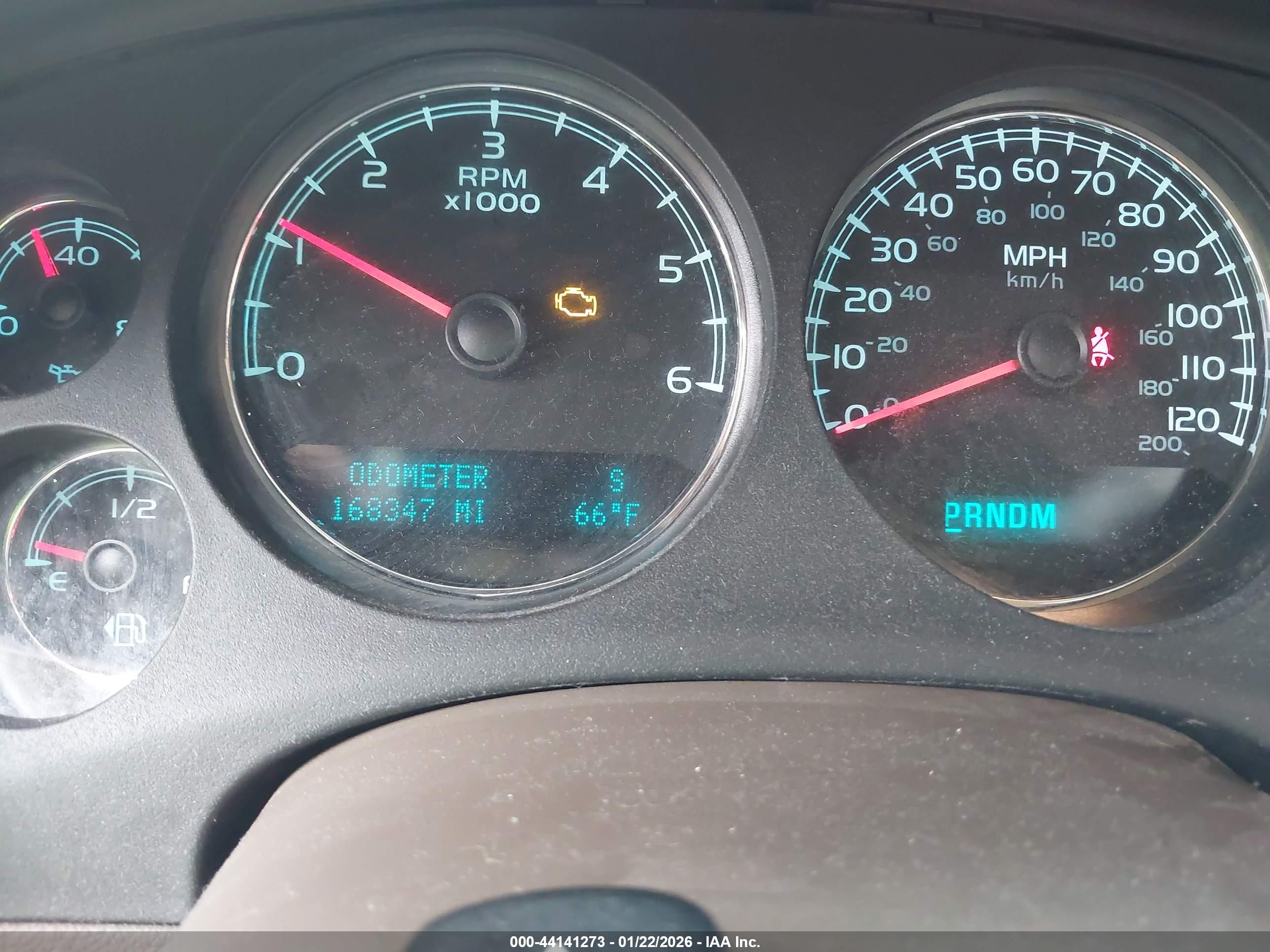 CHEVROLET SUBURBAN image 7