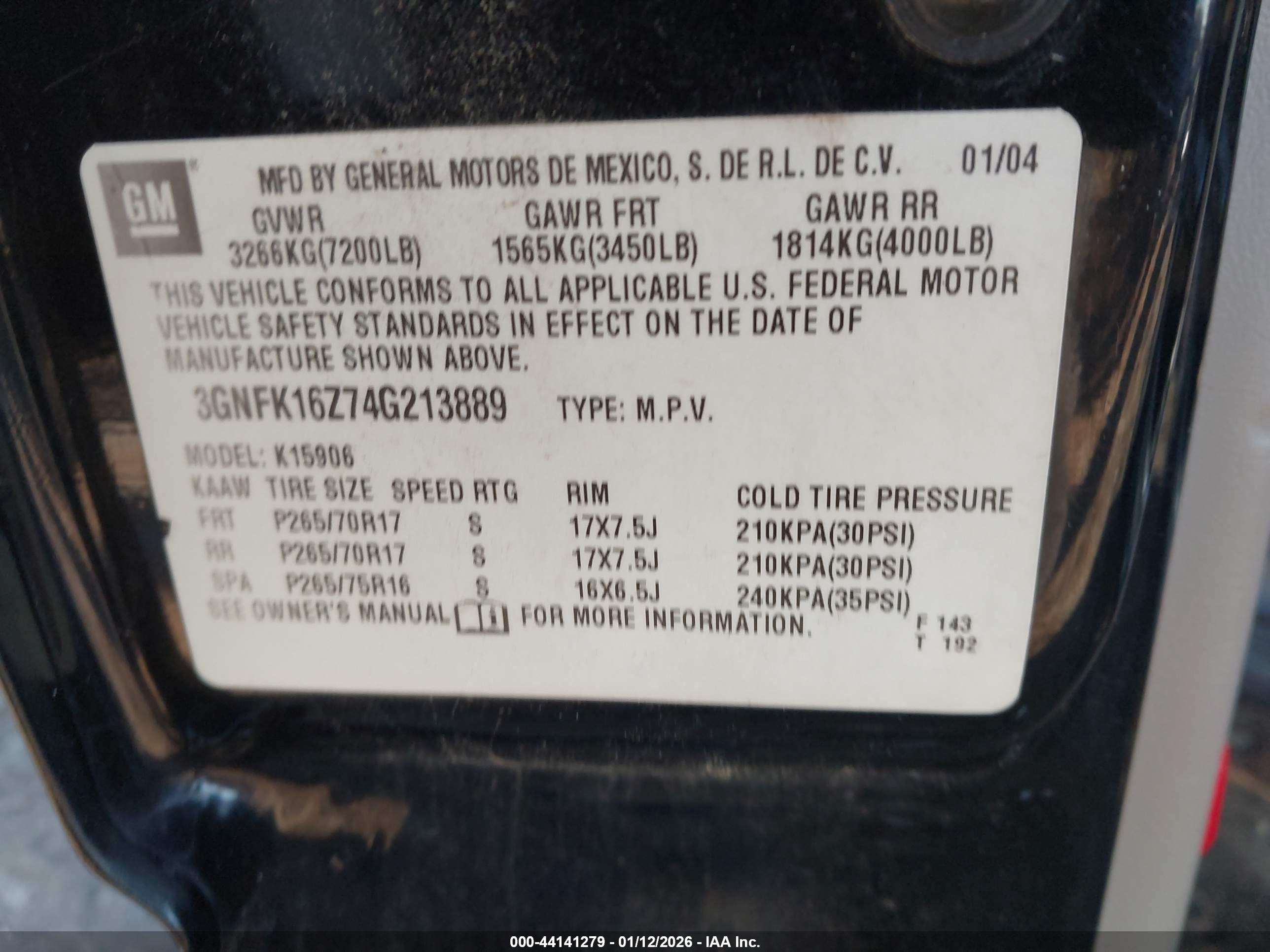 CHEVROLET SUBURBAN image 9