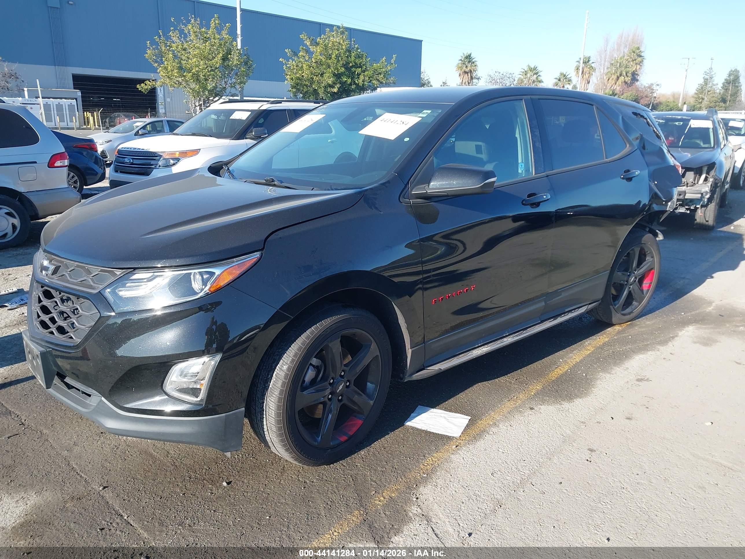 CHEVROLET EQUINOX image 2