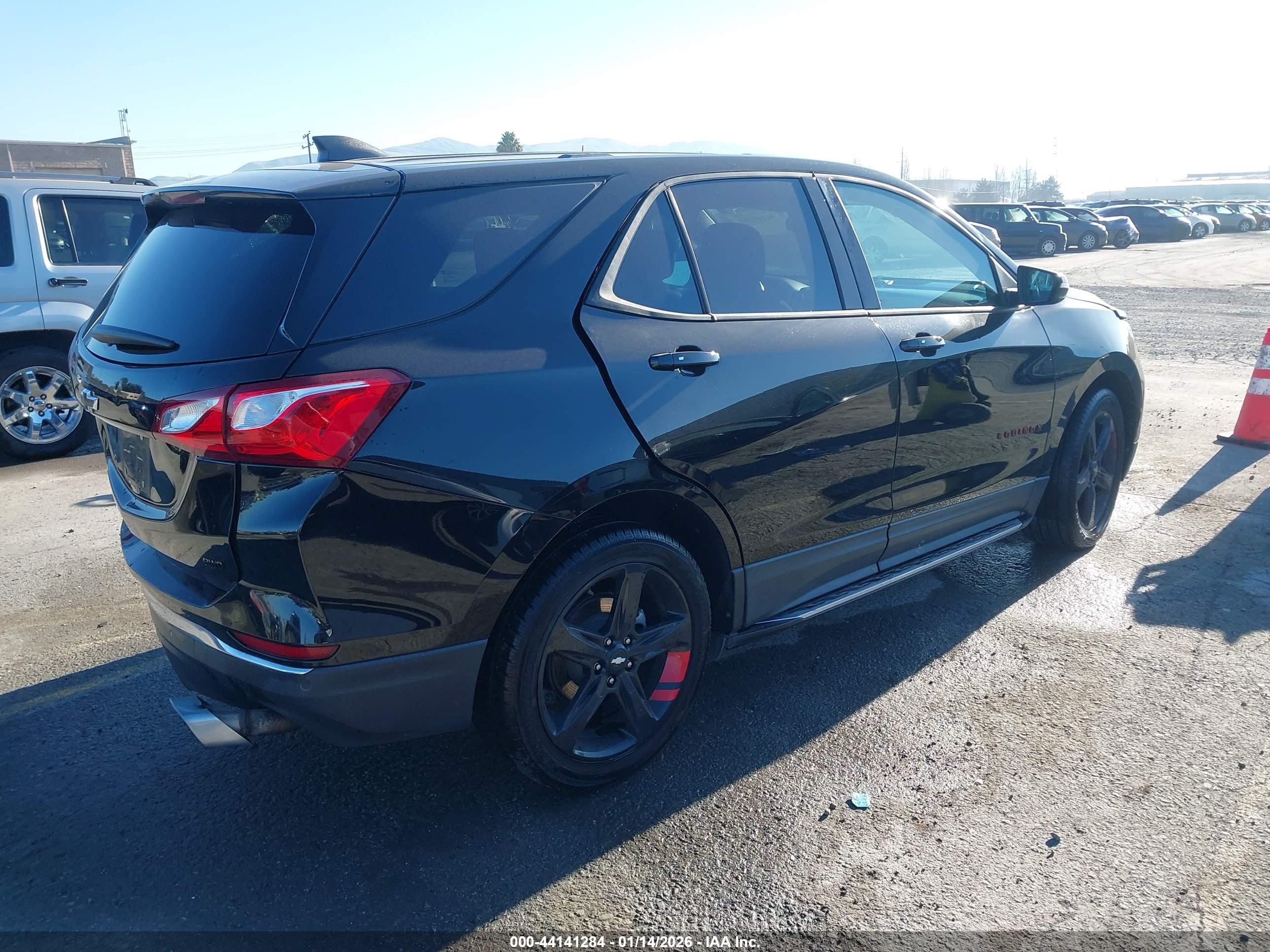 CHEVROLET EQUINOX image 4