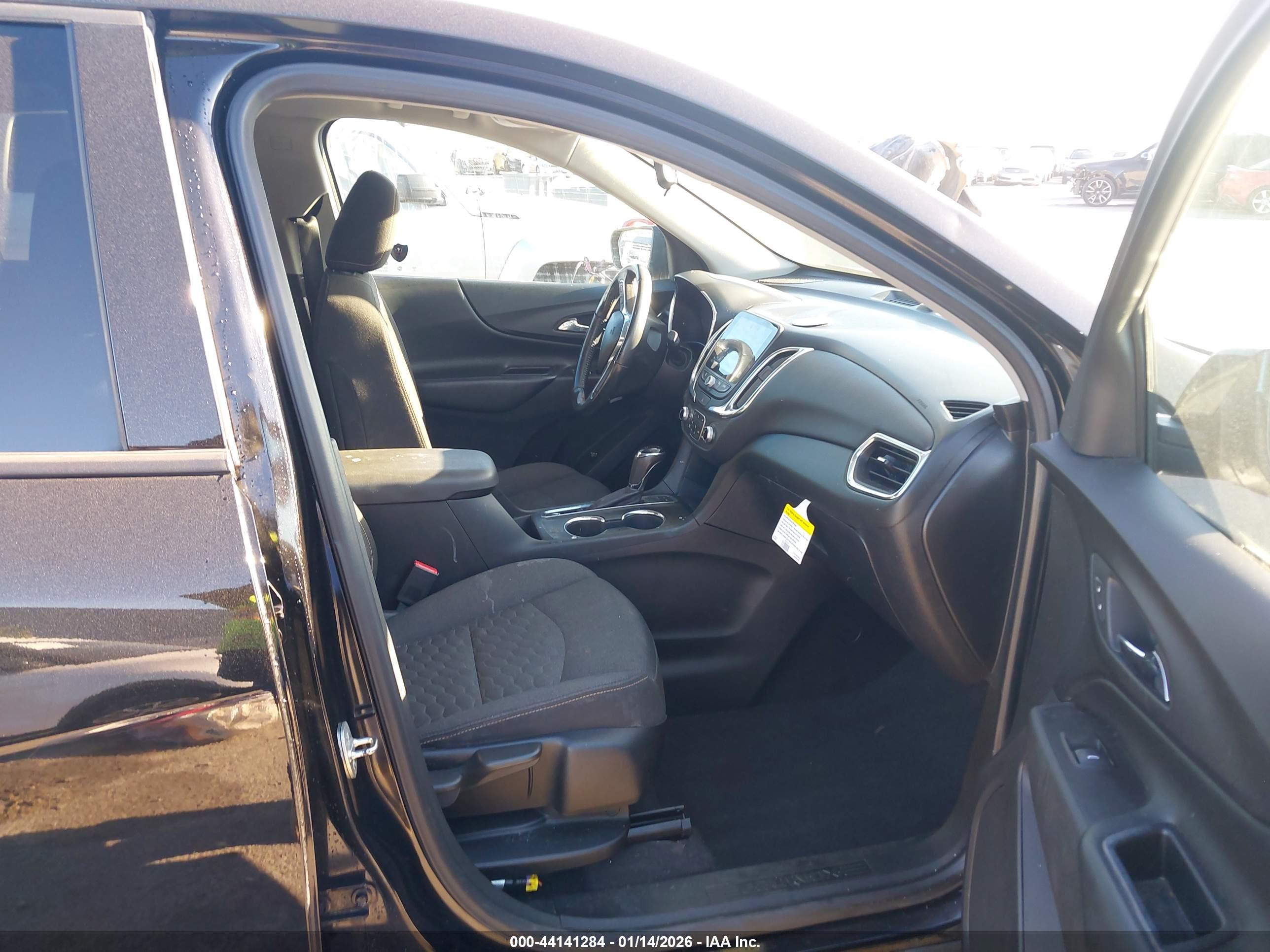 CHEVROLET EQUINOX image 5