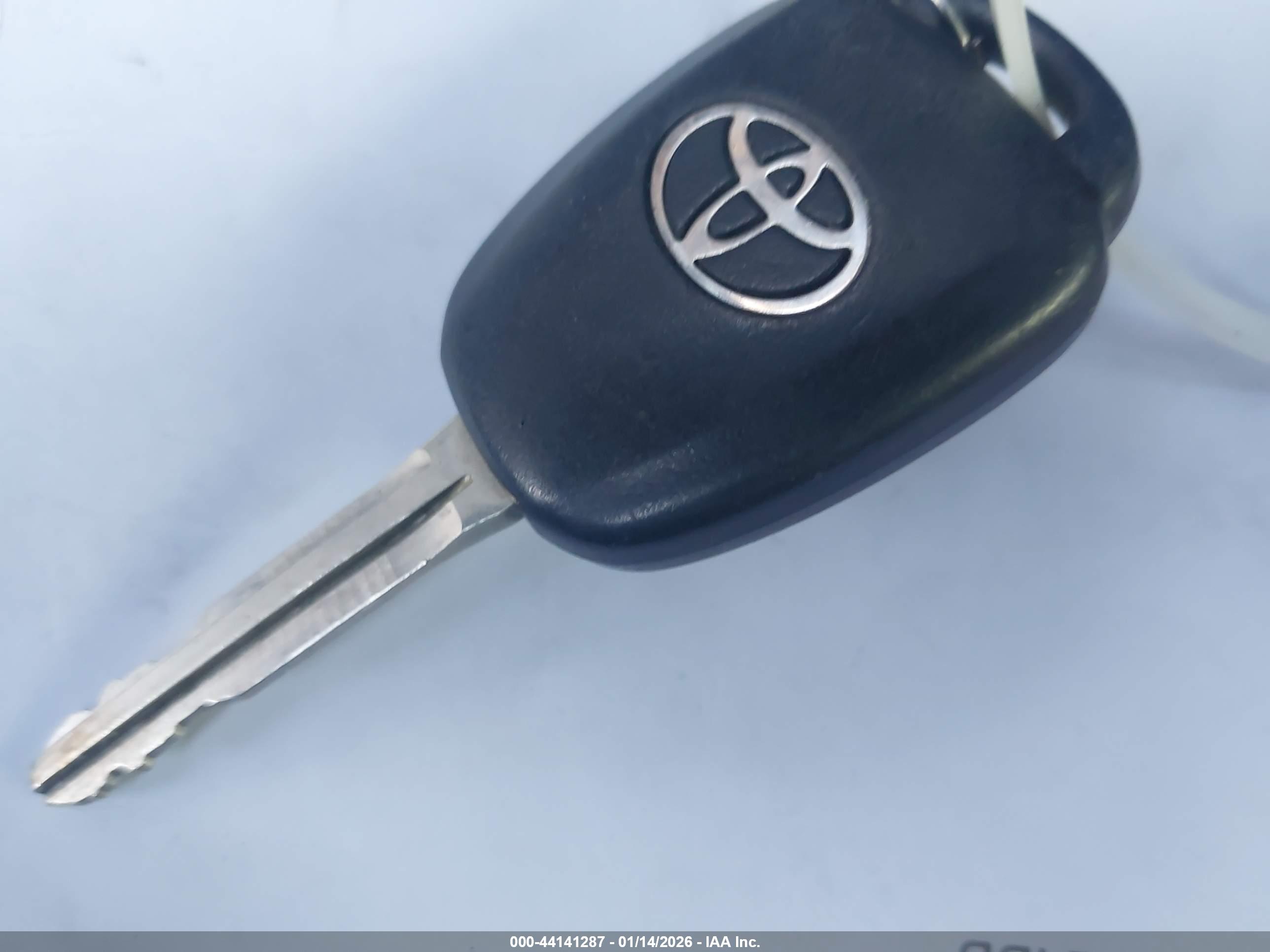 TOYOTA HIGHLANDER image 11