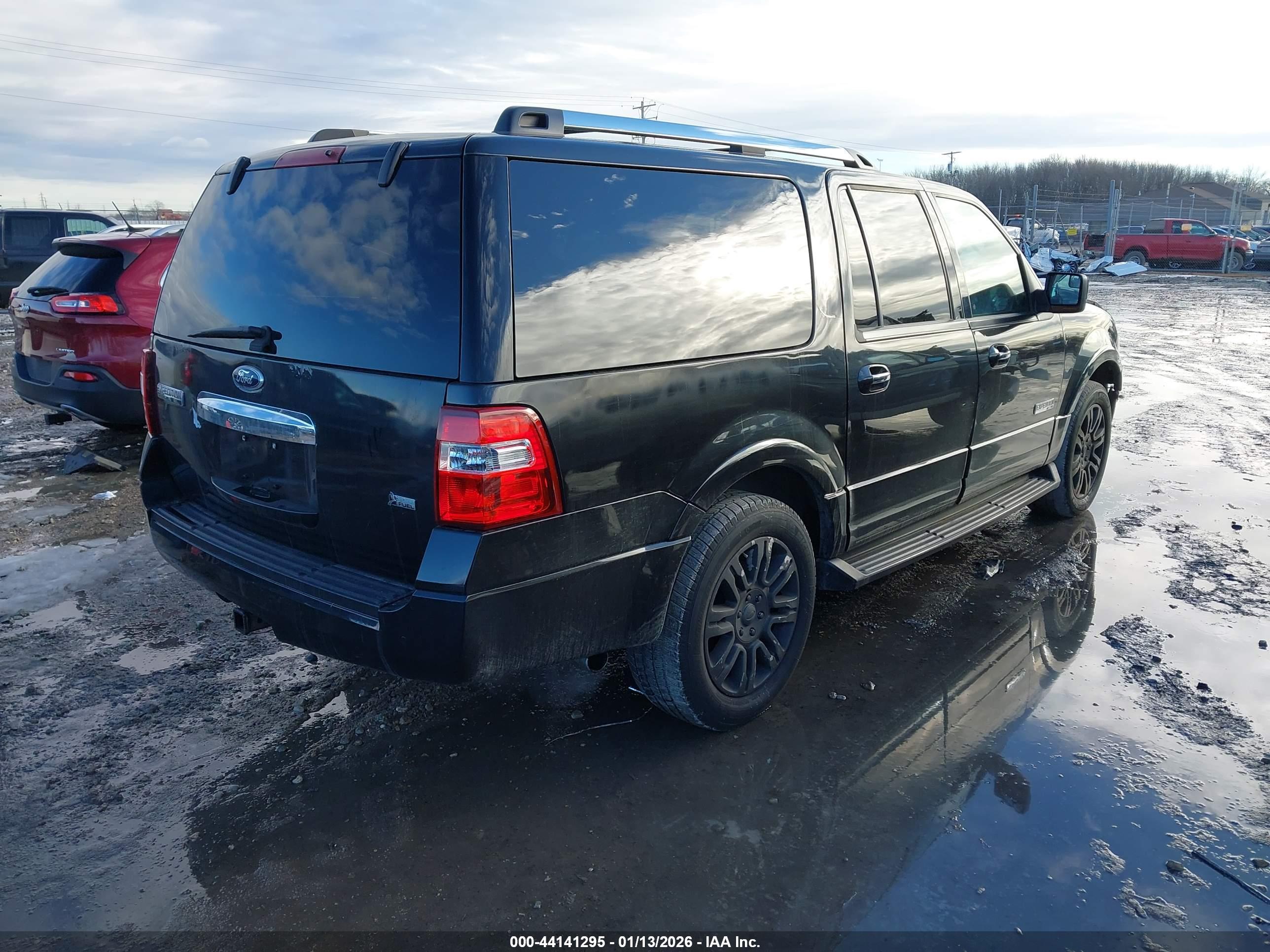 FORD EXPEDITION image 4