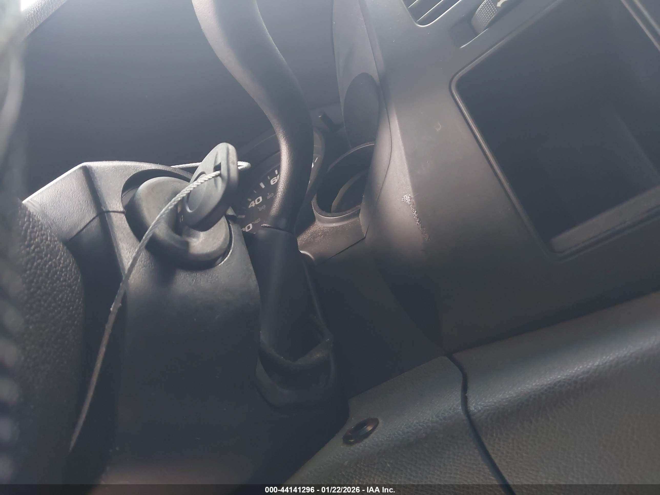 GMC SIERRA image 11