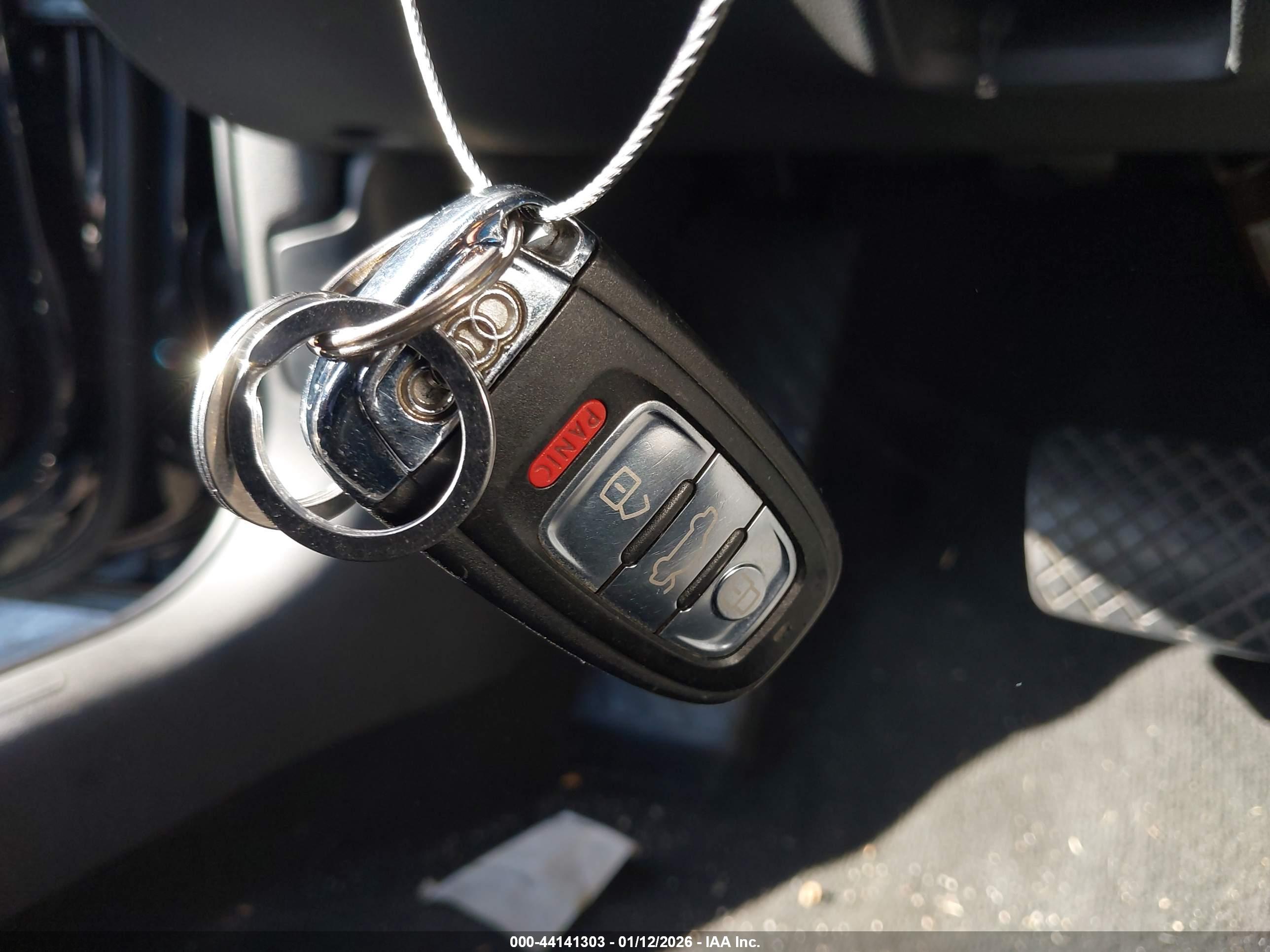 AUDI A4 image 11