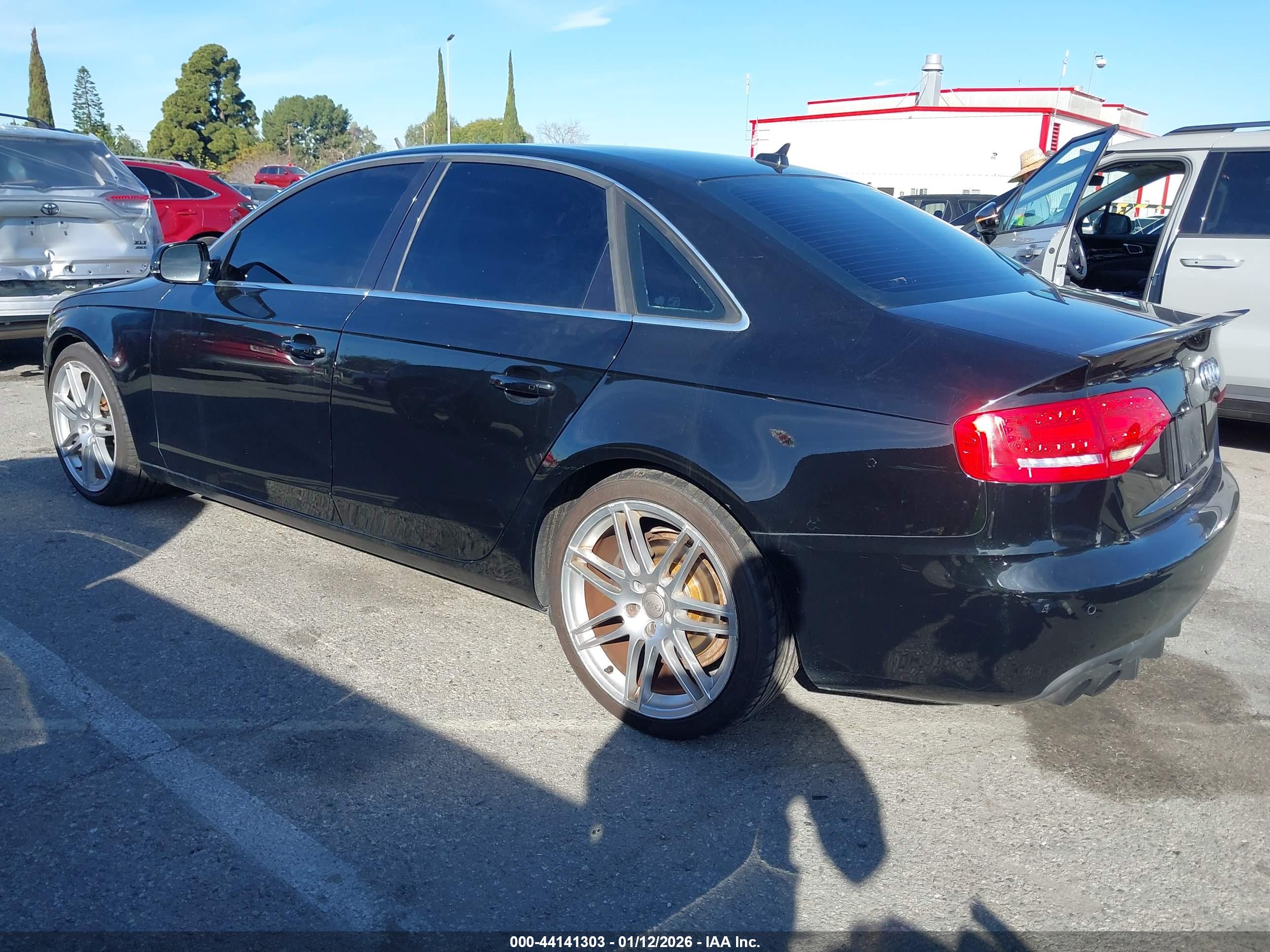 AUDI A4 image 3