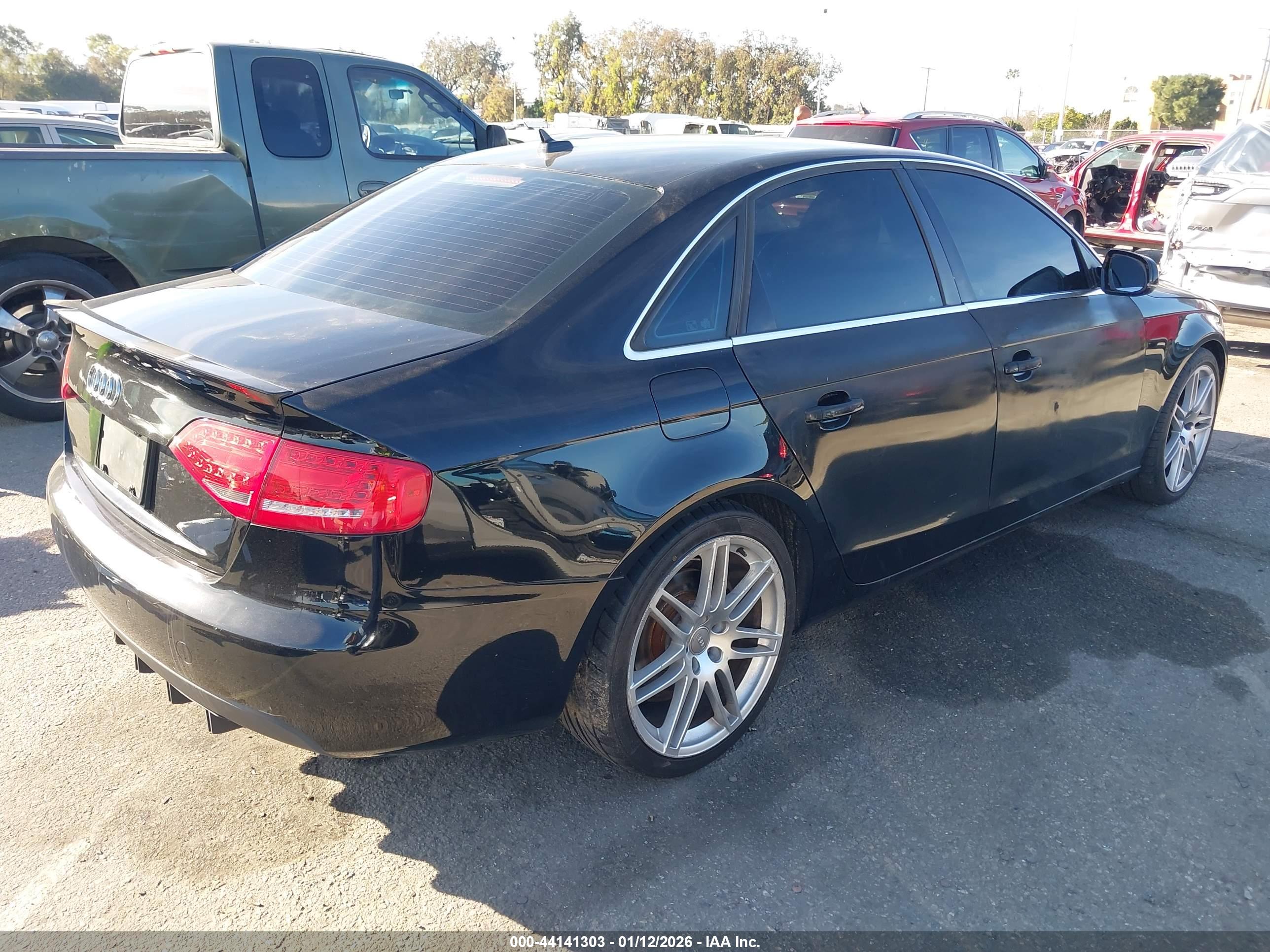 AUDI A4 image 4