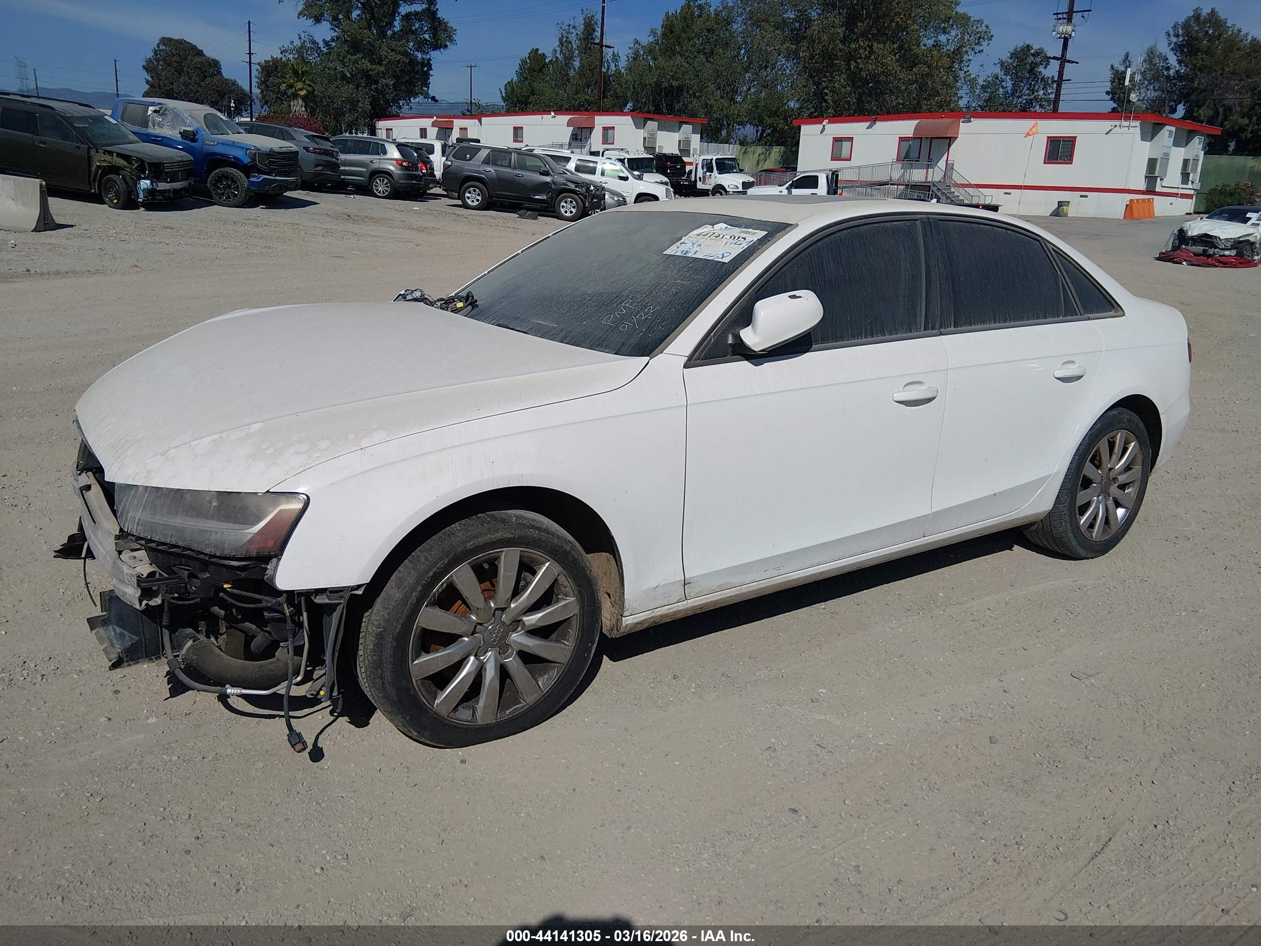 AUDI A4 image 2