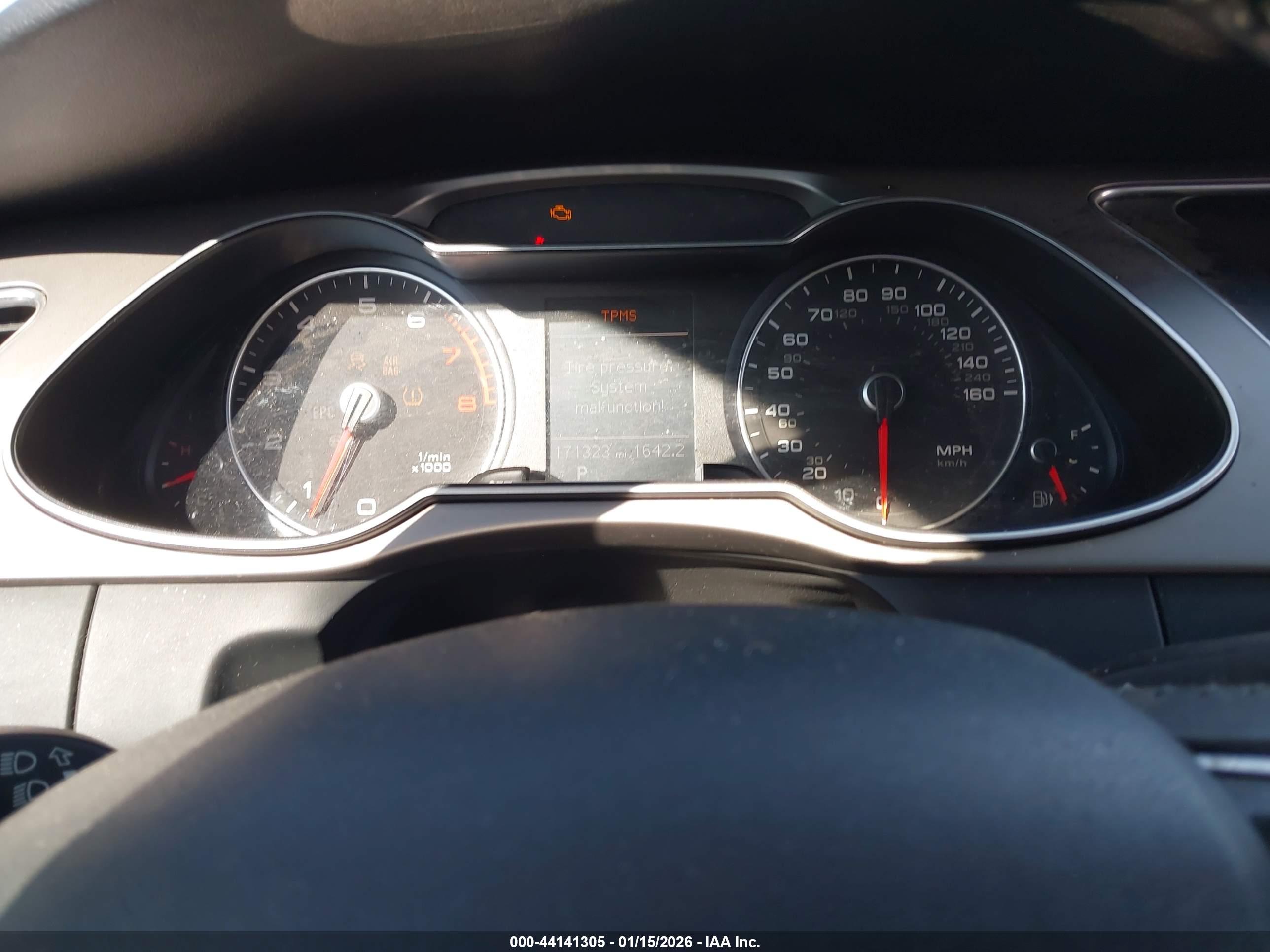 AUDI A4 image 7
