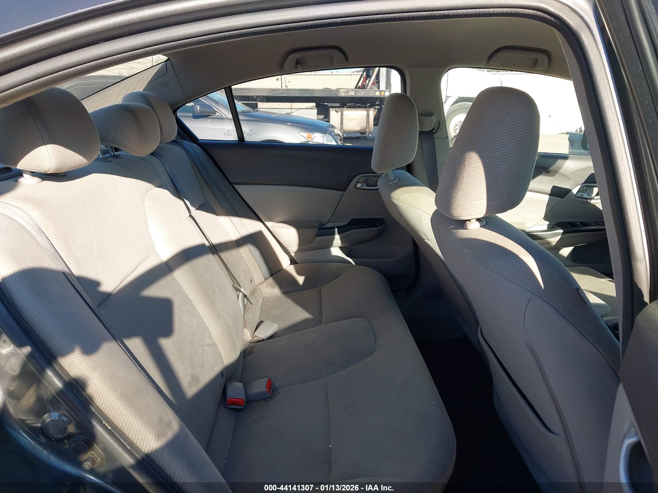 HONDA CIVIC image 8
