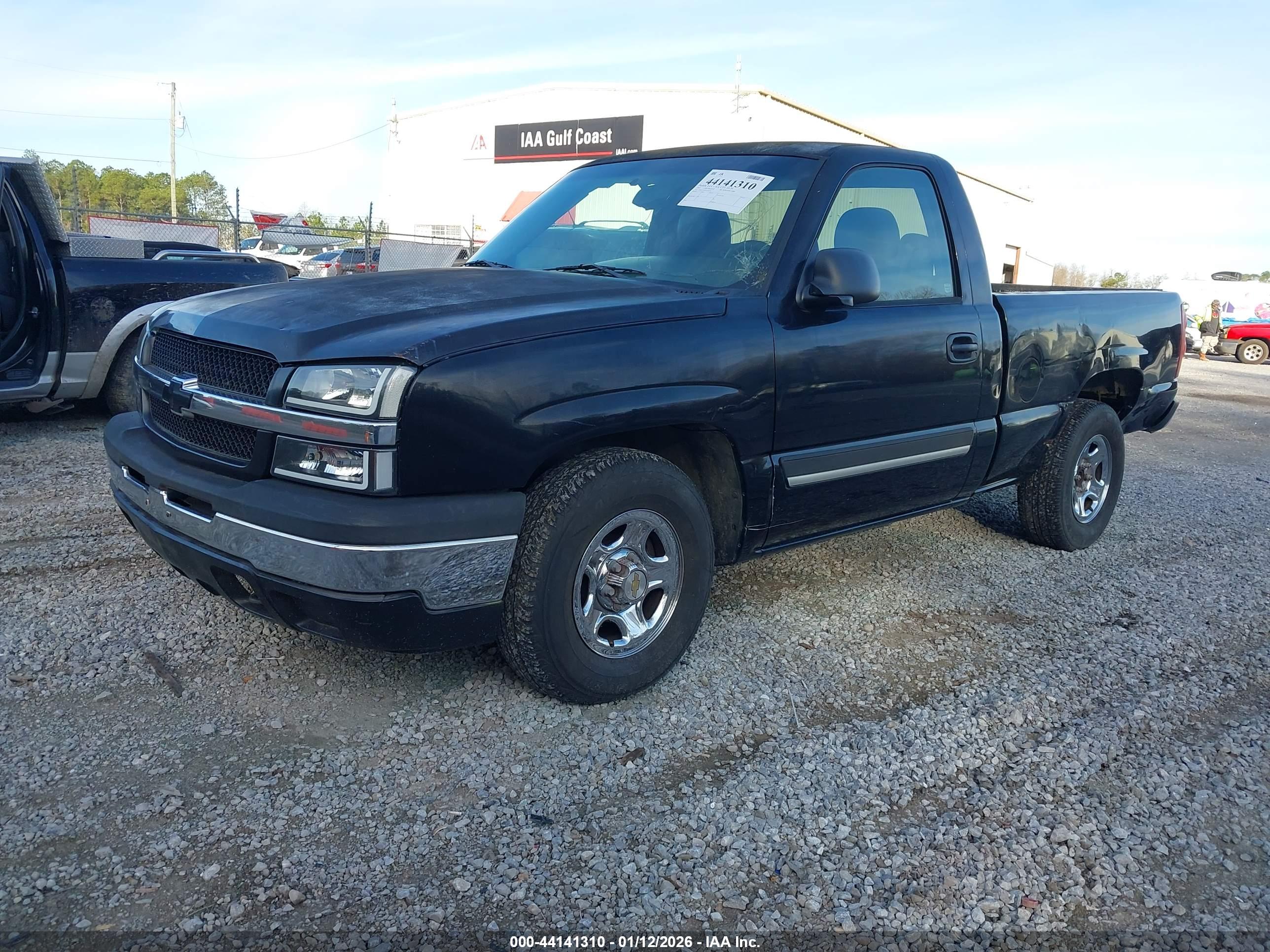CHEVROLET SILVERADO image 2