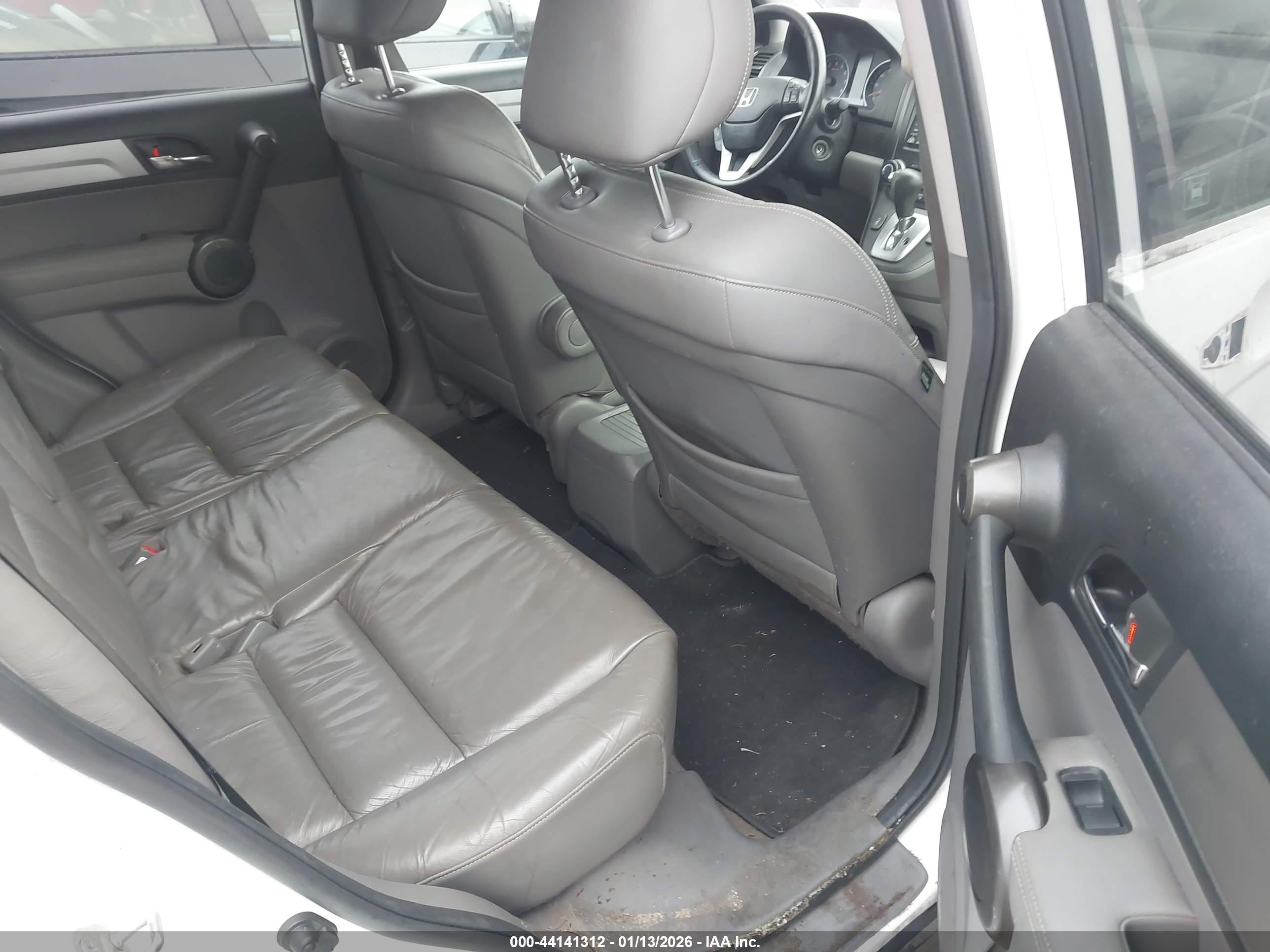 HONDA CR-V image 8
