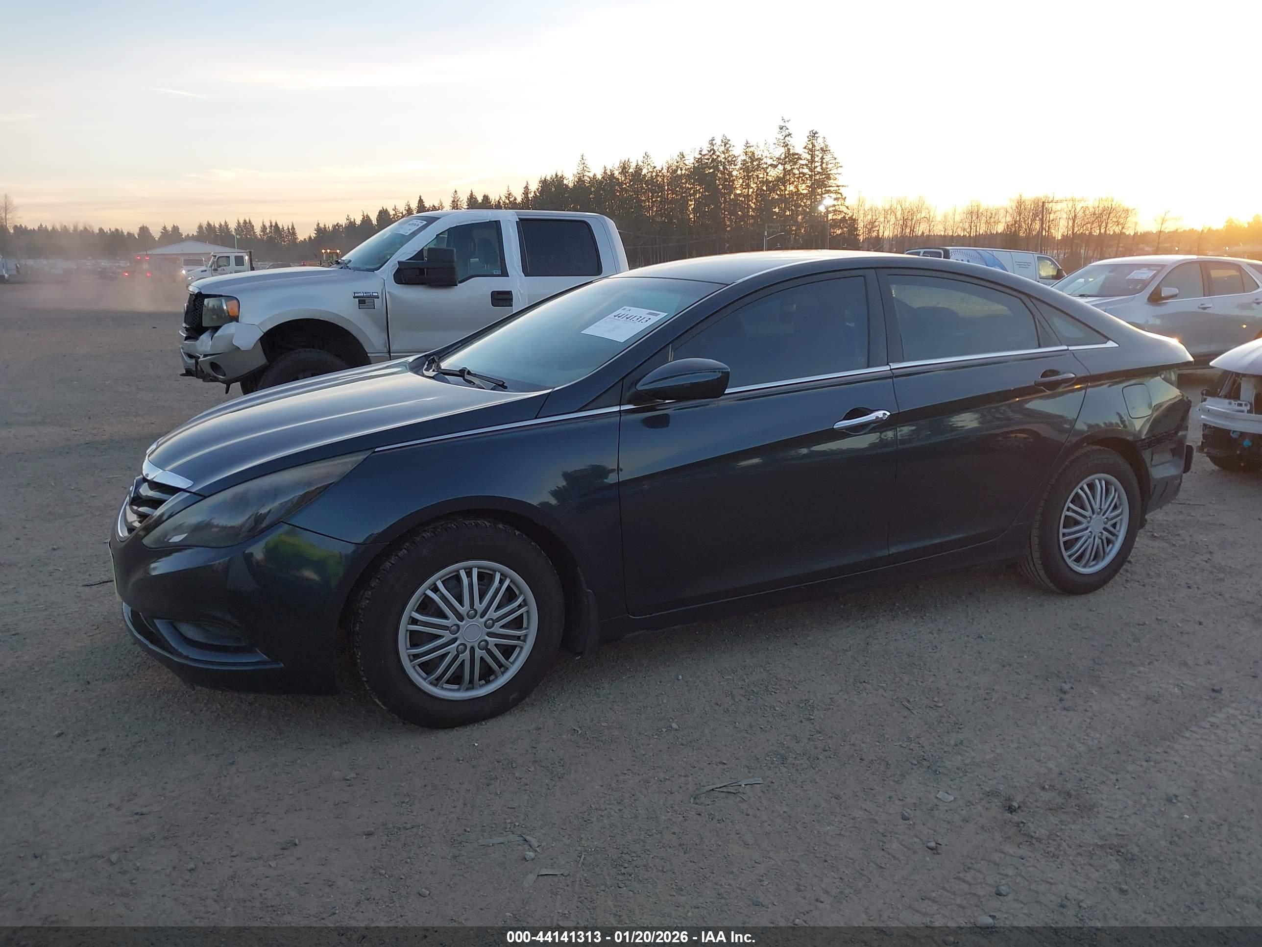 HYUNDAI SONATA image 2