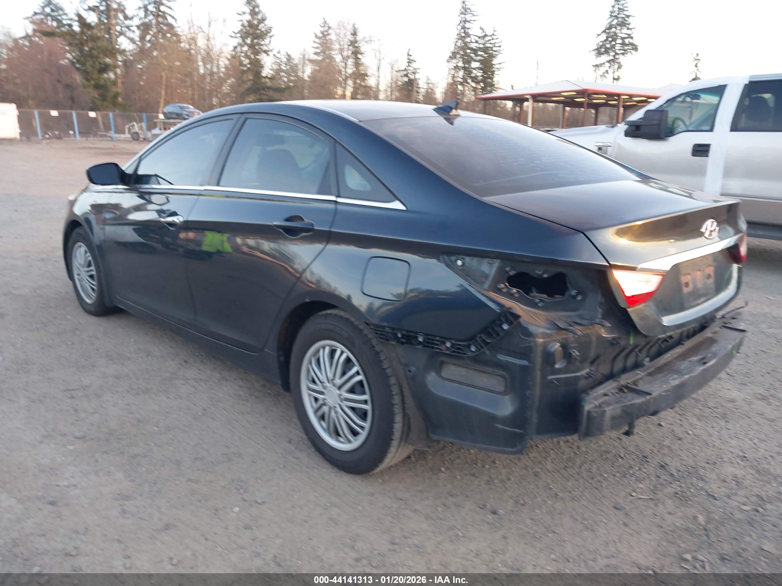 HYUNDAI SONATA image 3