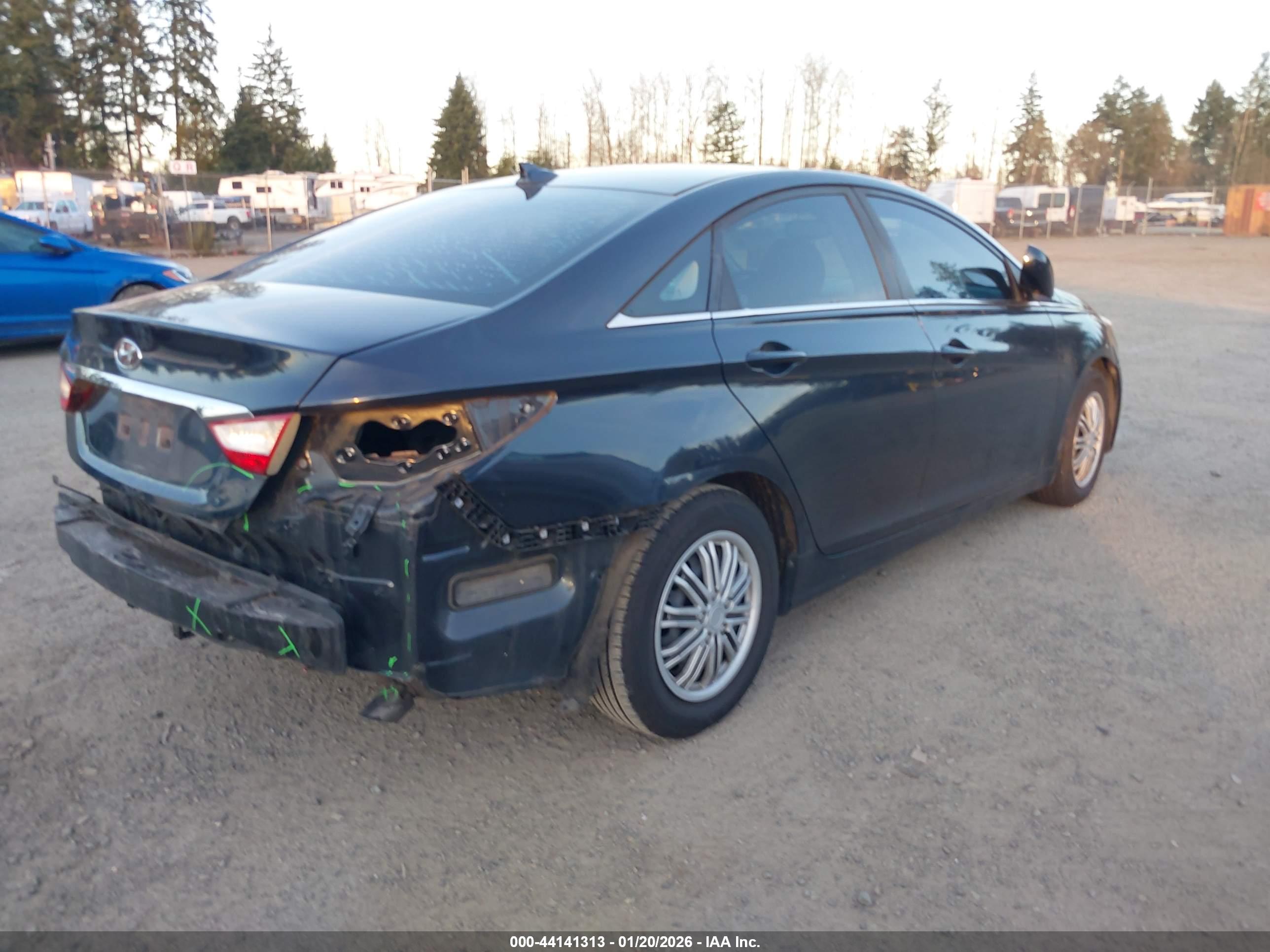 HYUNDAI SONATA image 4
