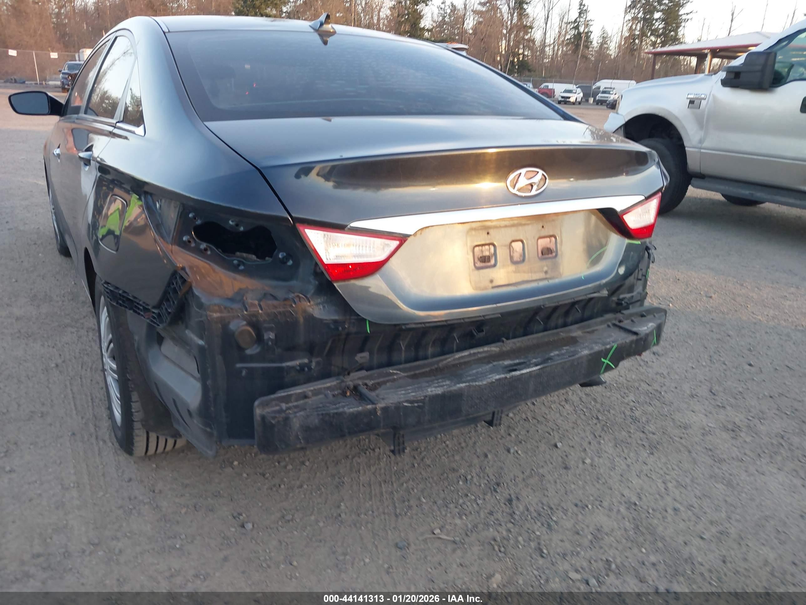 HYUNDAI SONATA image 6