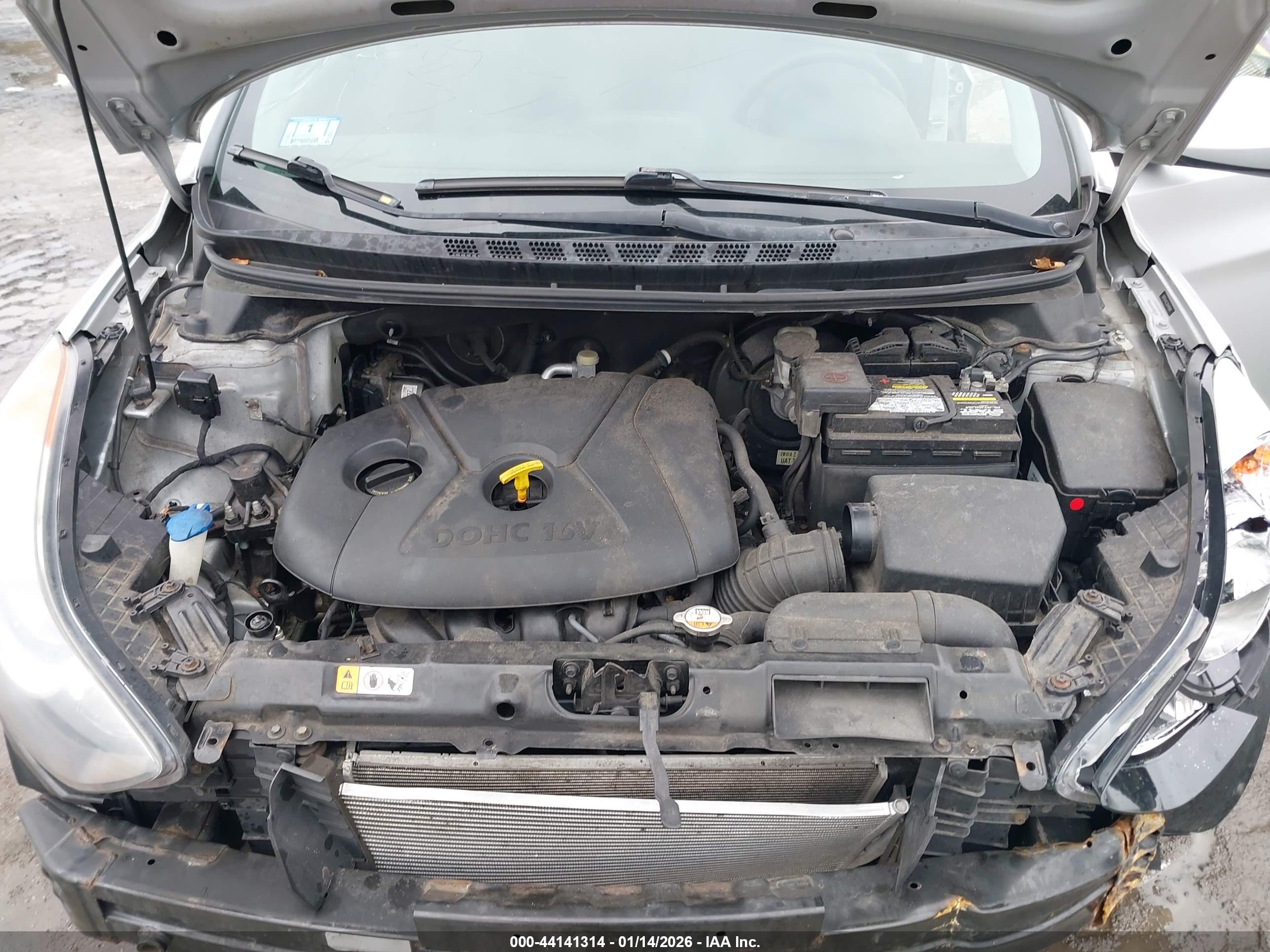 HYUNDAI ELANTRA image 10