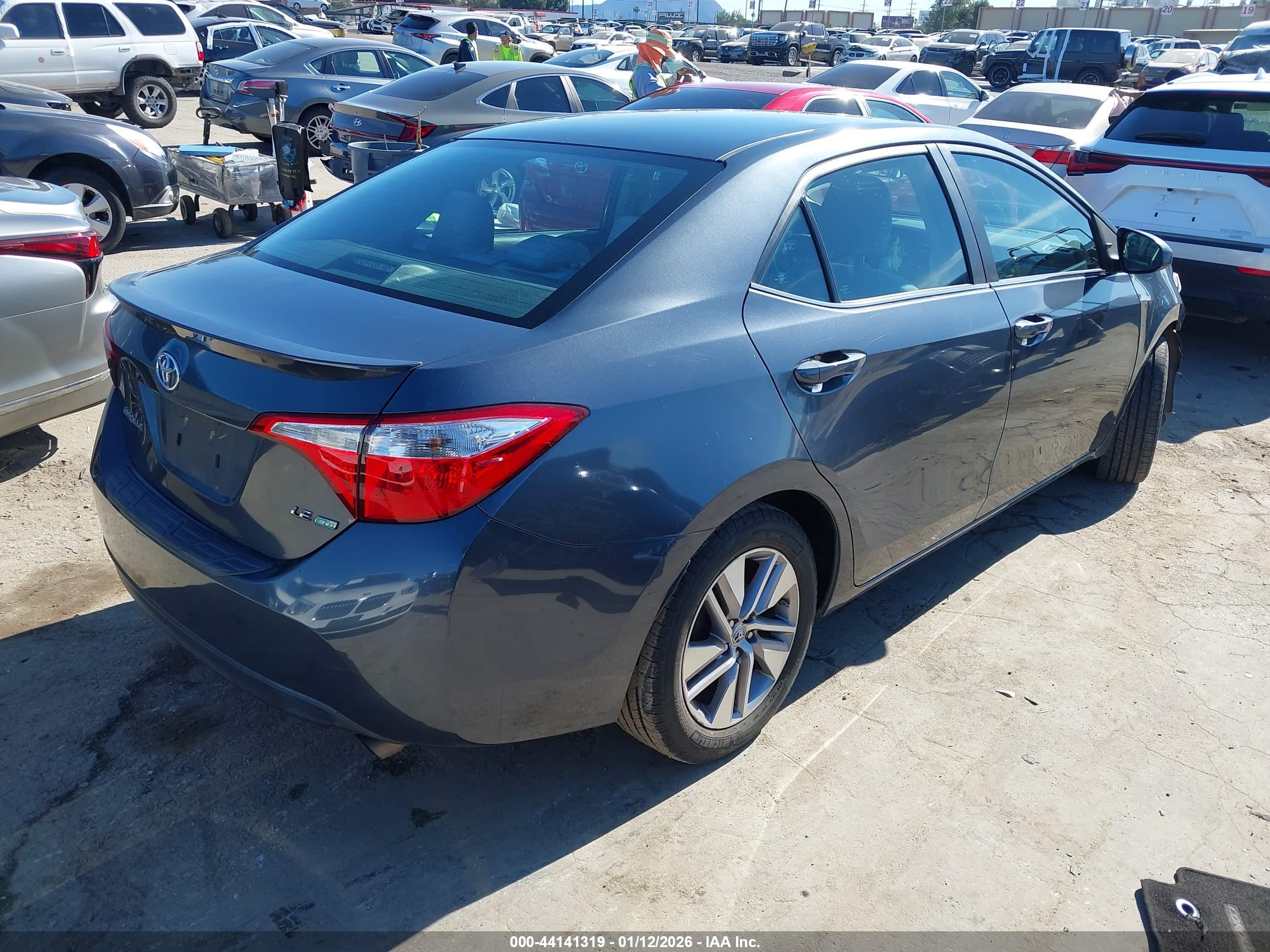 TOYOTA COROLLA image 4