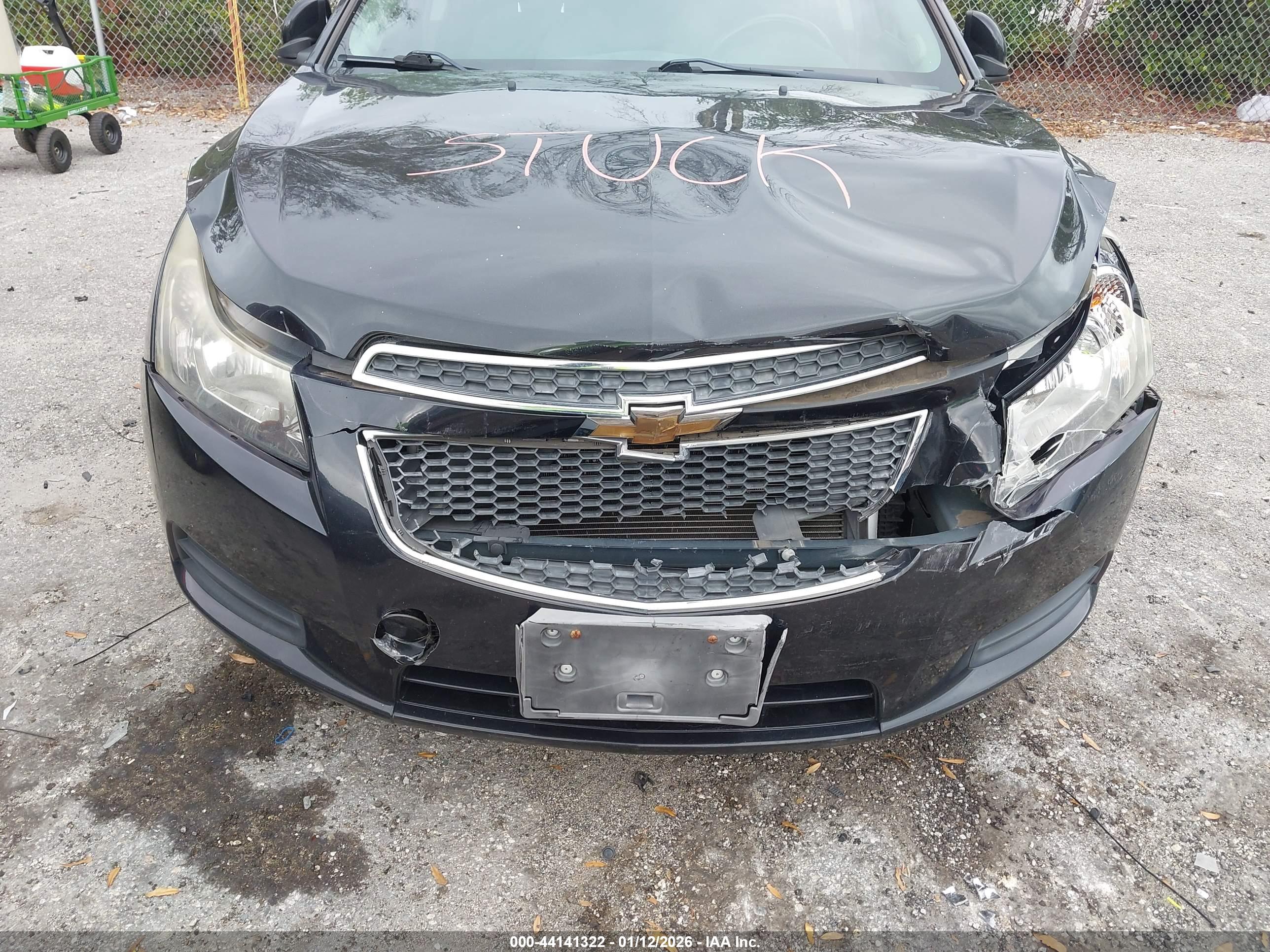 CHEVROLET CRUZE image 6