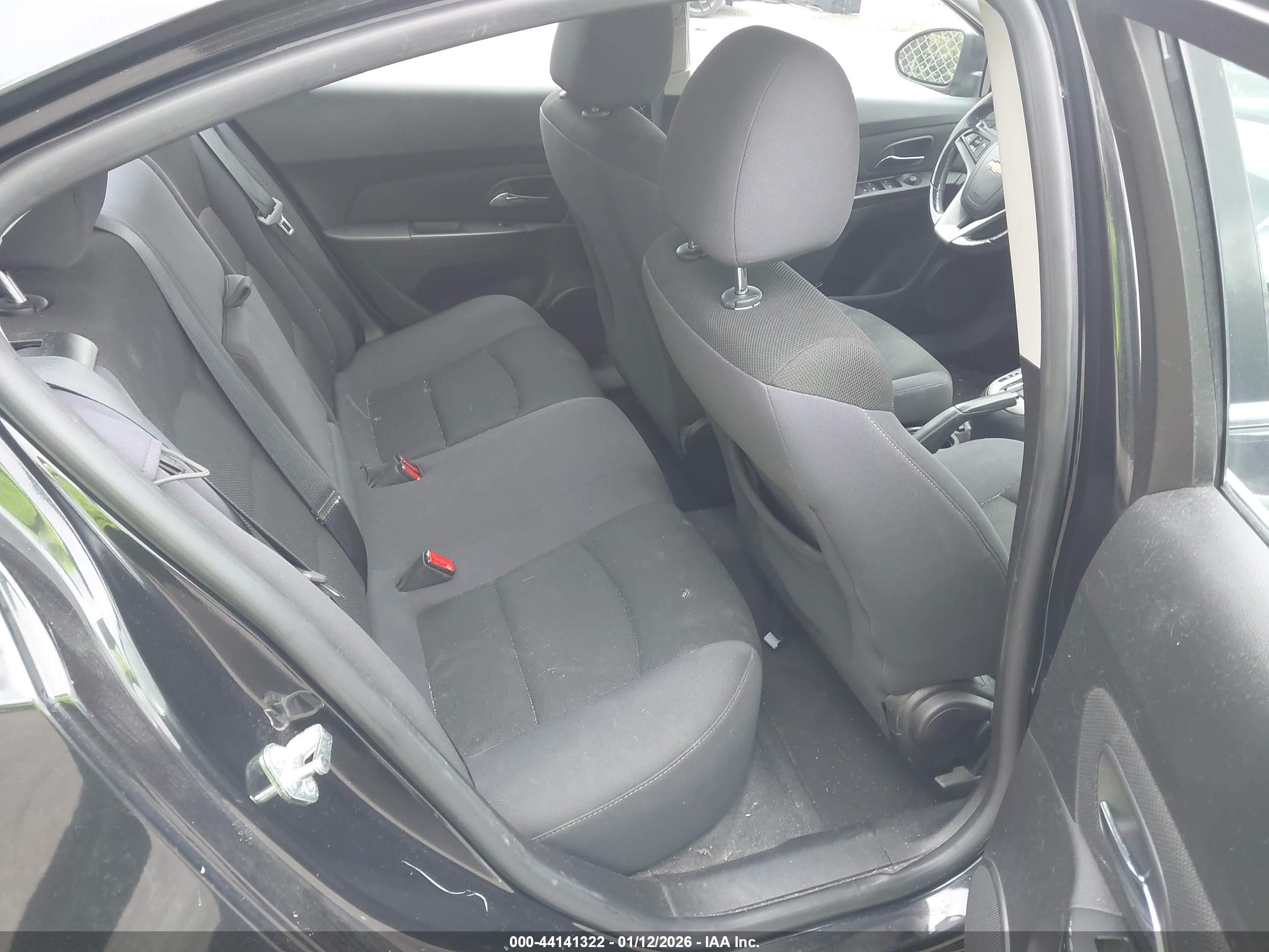 CHEVROLET CRUZE image 8