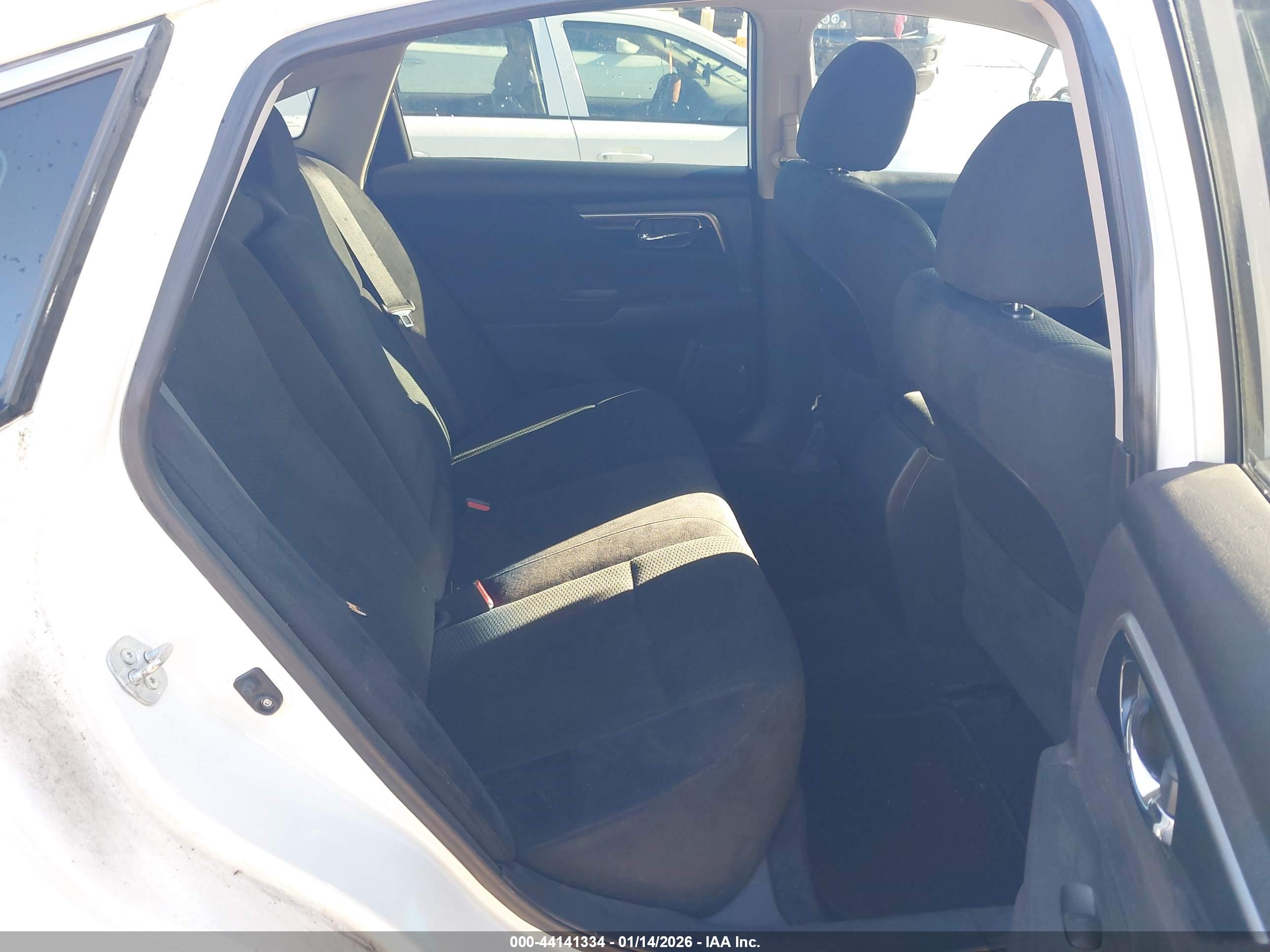 NISSAN ALTIMA image 8