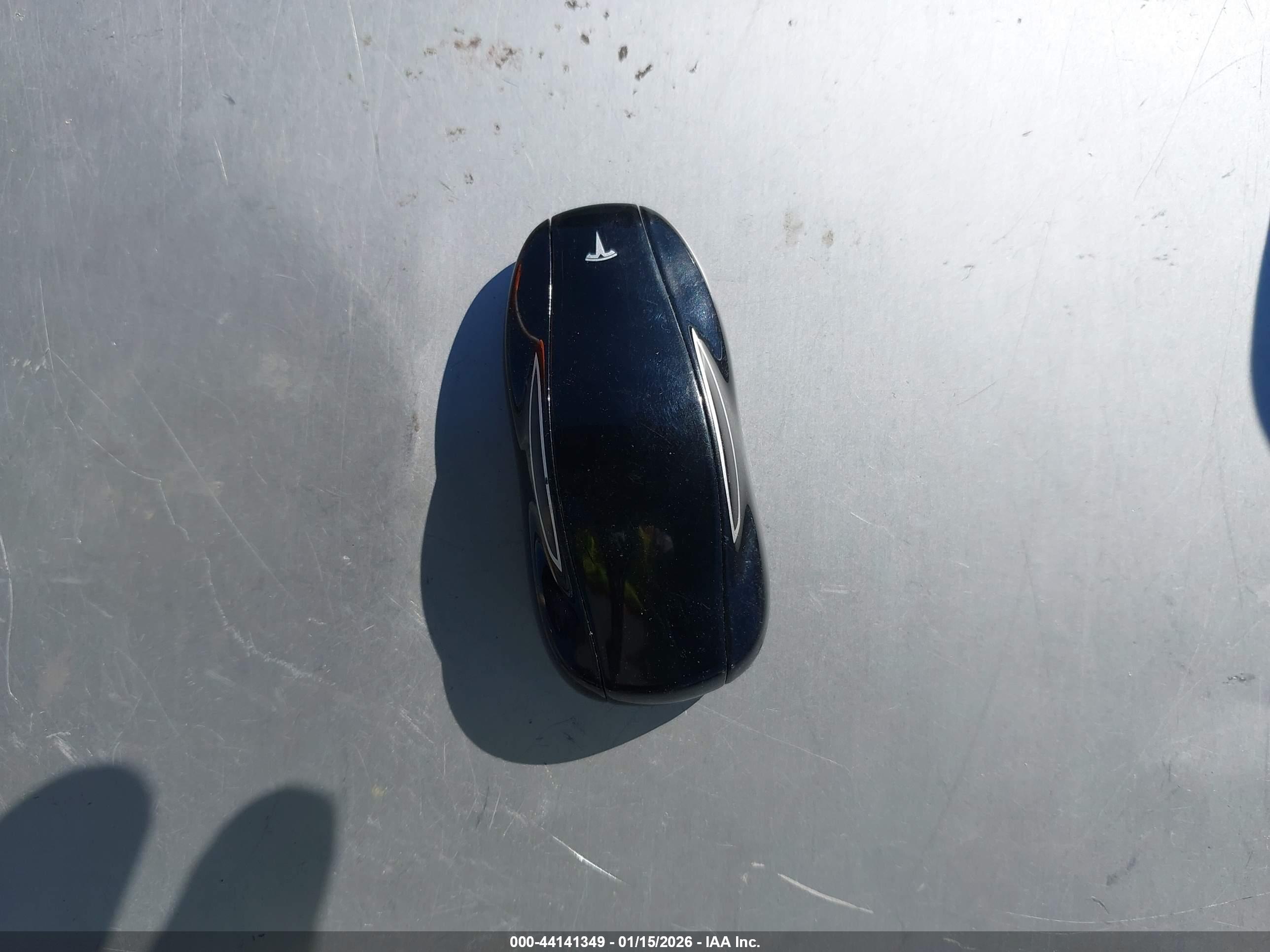 TESLA MODEL image 11