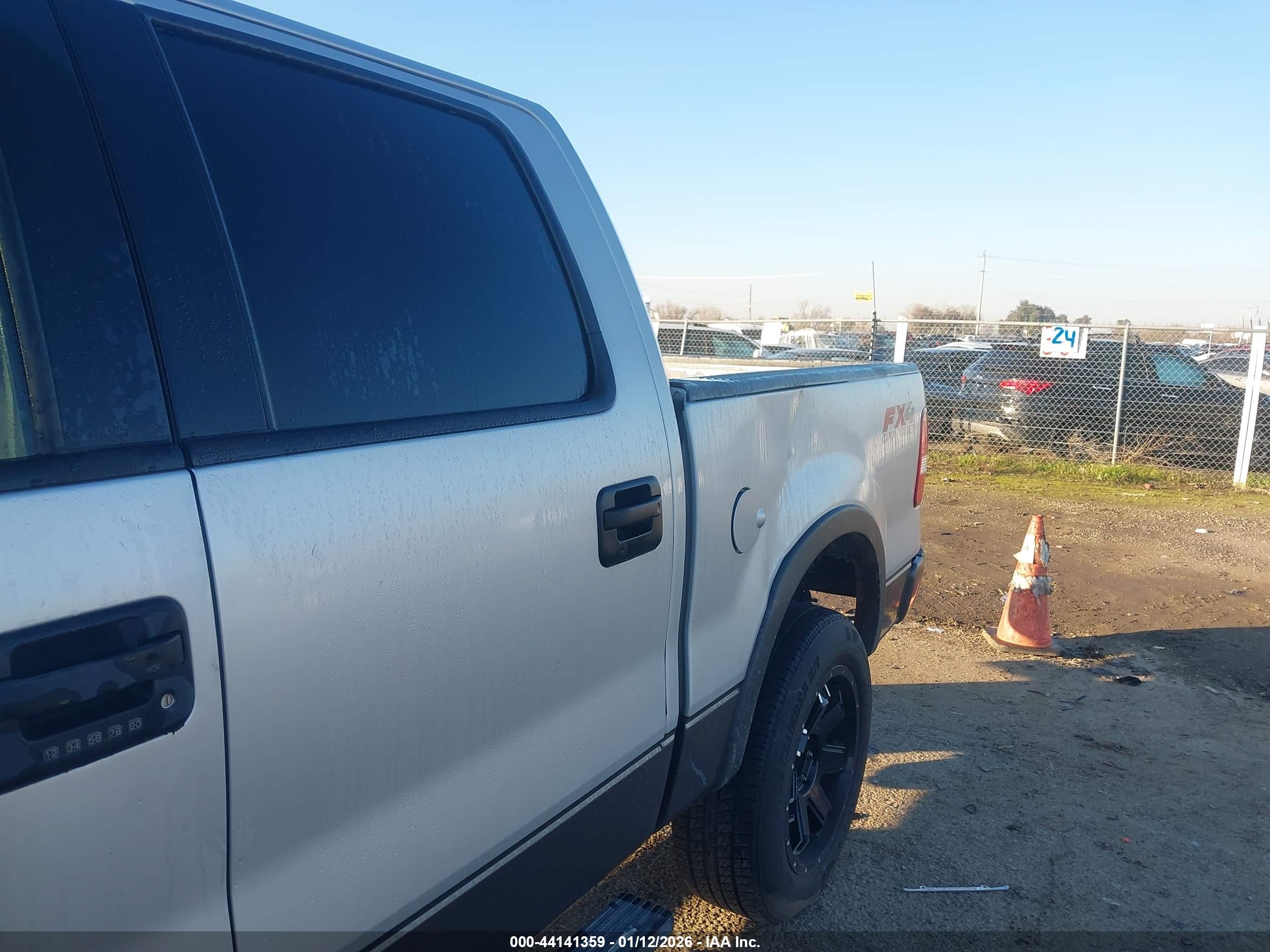 FORD F-150 image 6