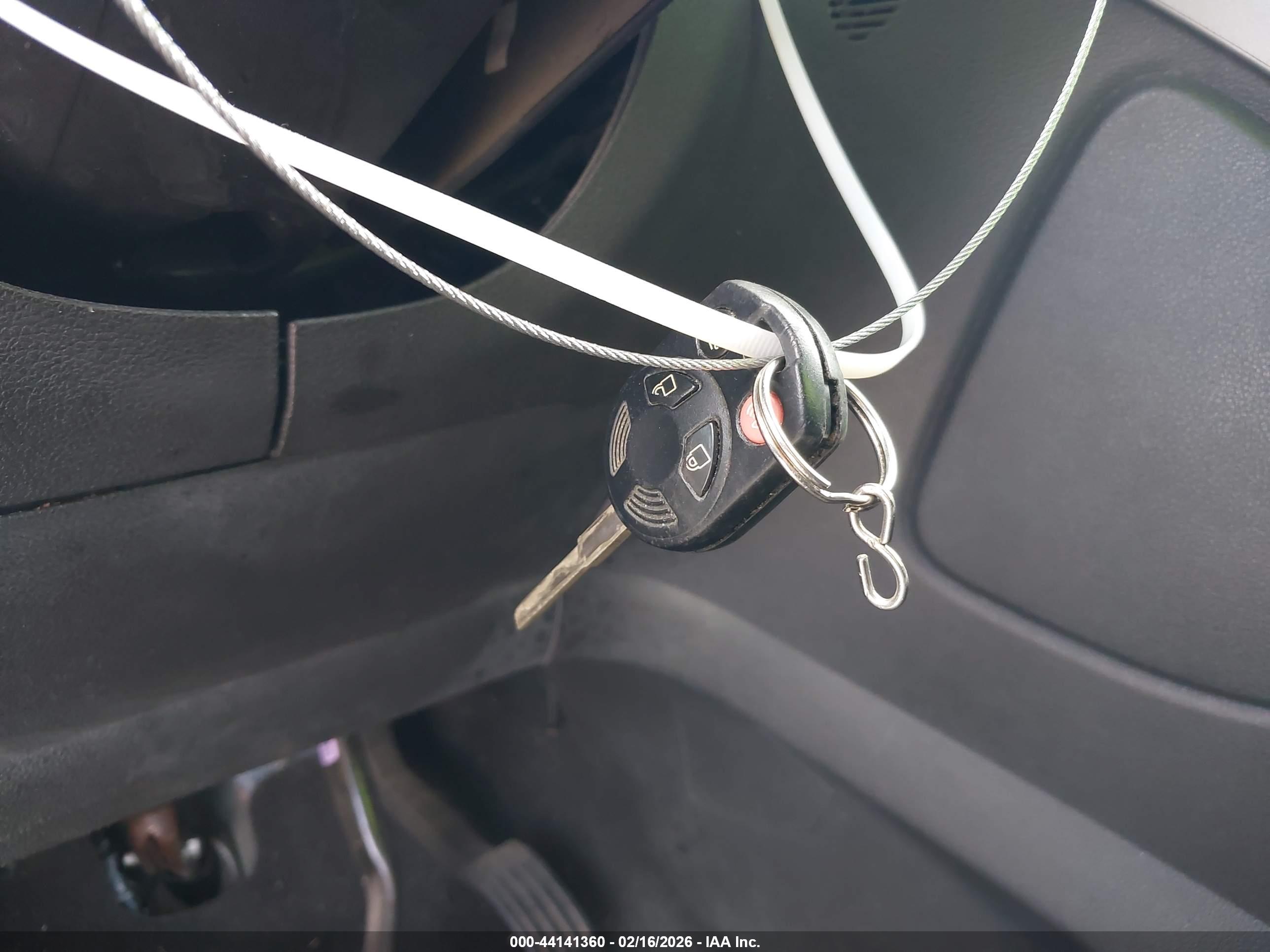 FORD ESCAPE image 11