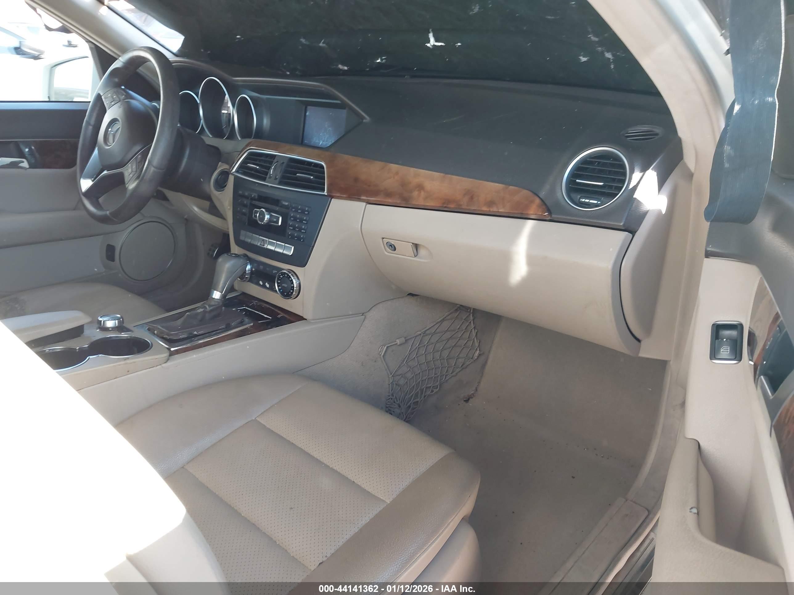 MERCEDES-BENZ C image 5