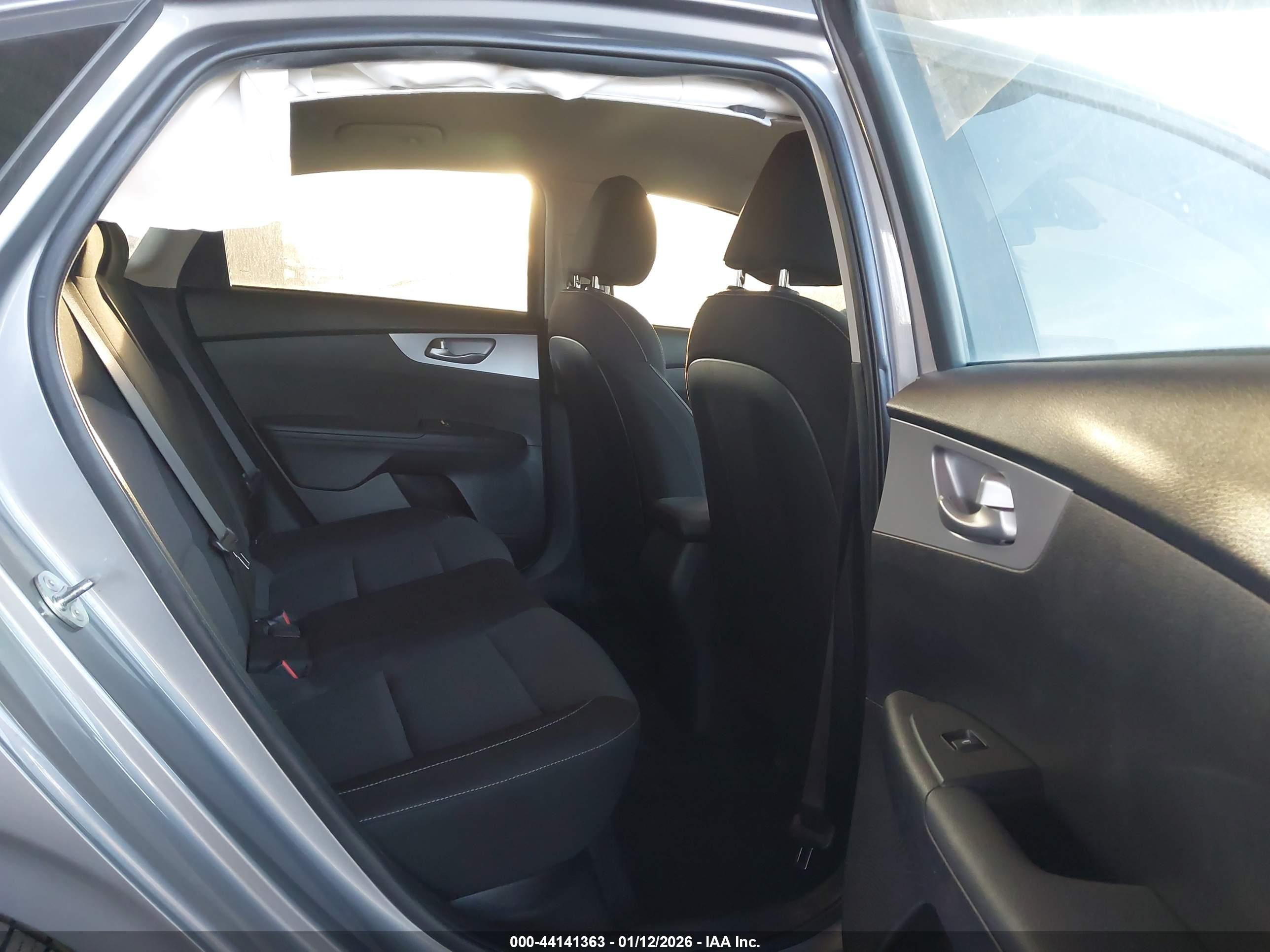 KIA FORTE image 8