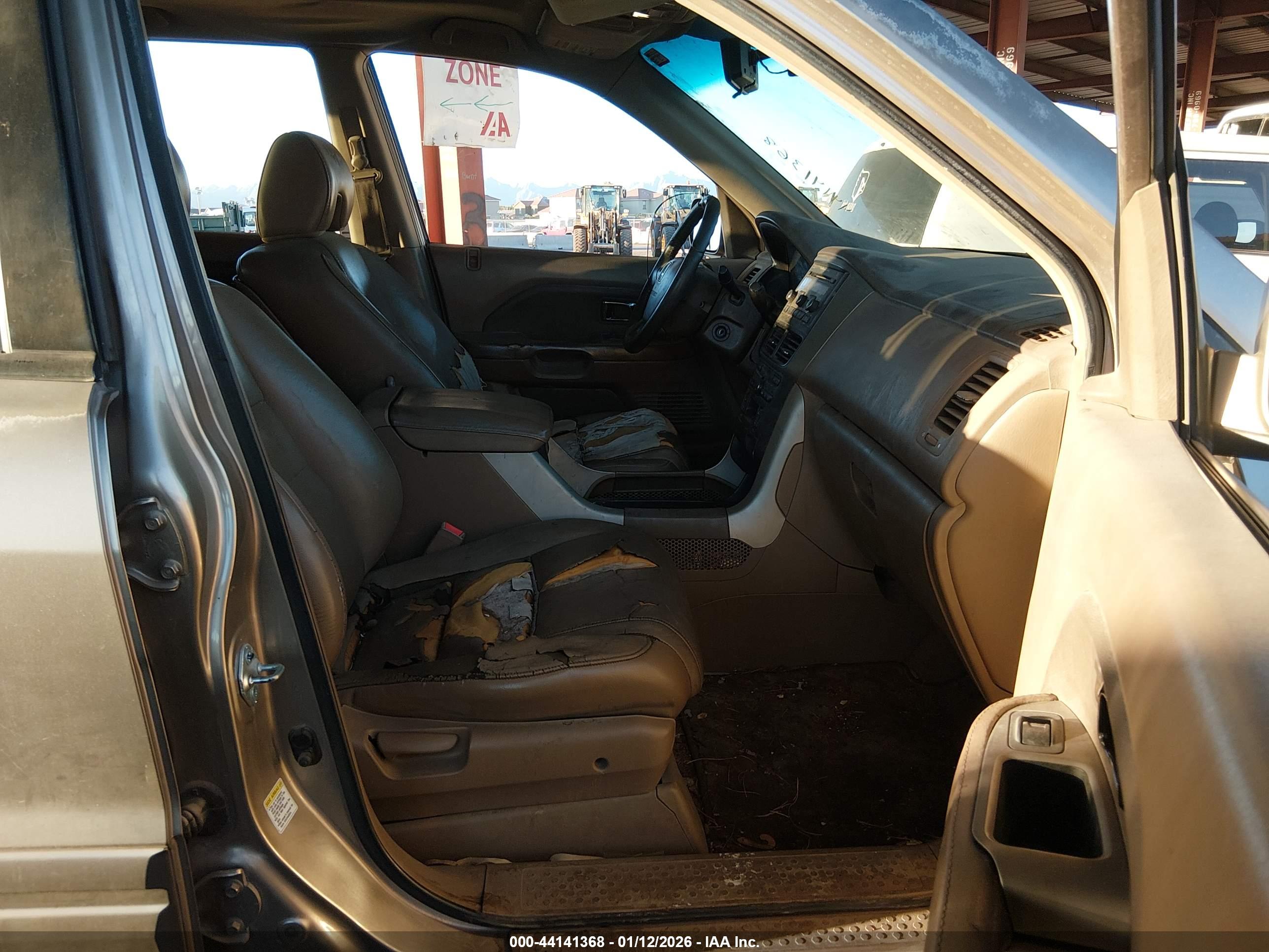 HONDA PILOT image 5