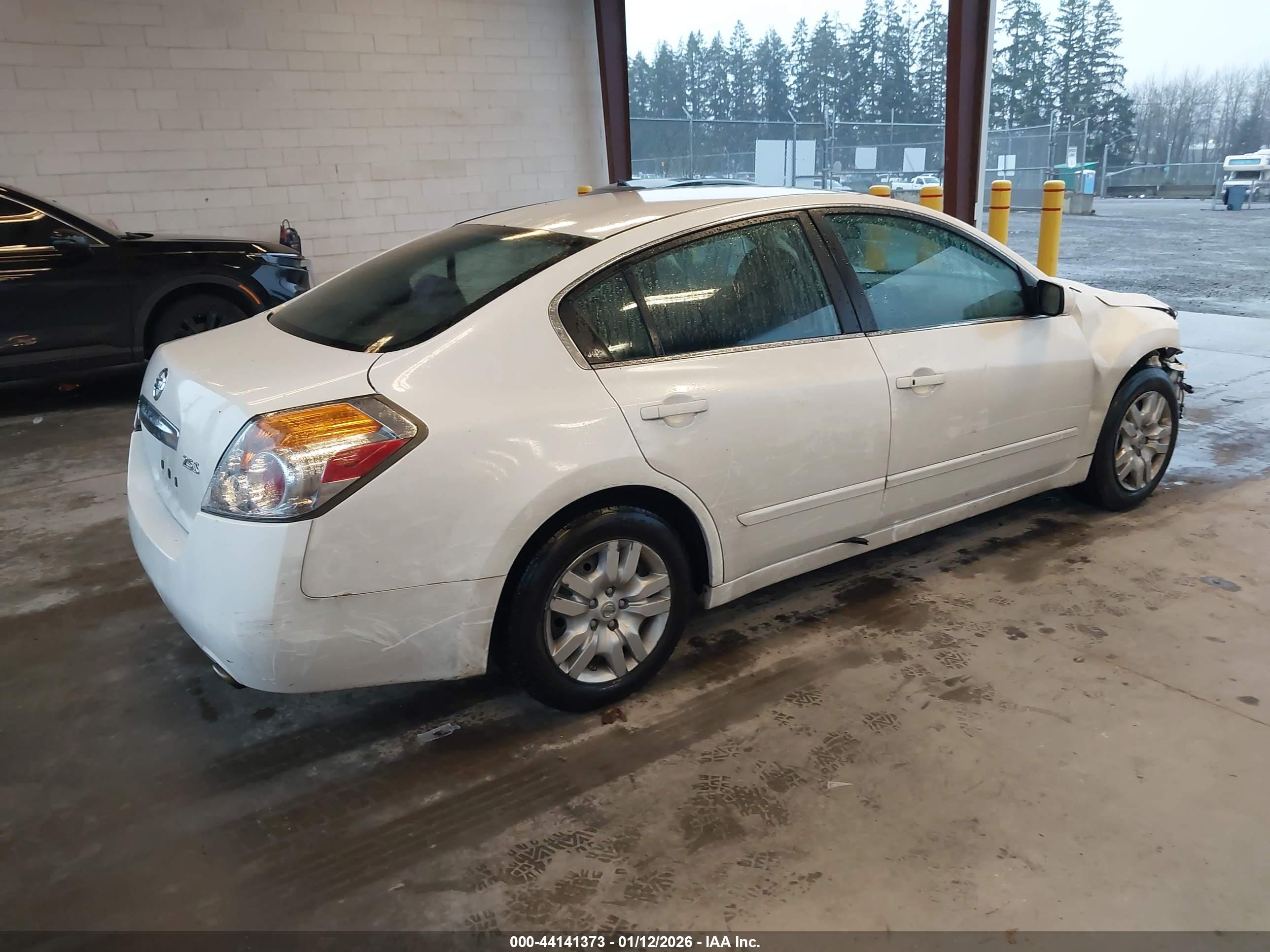 NISSAN ALTIMA image 4