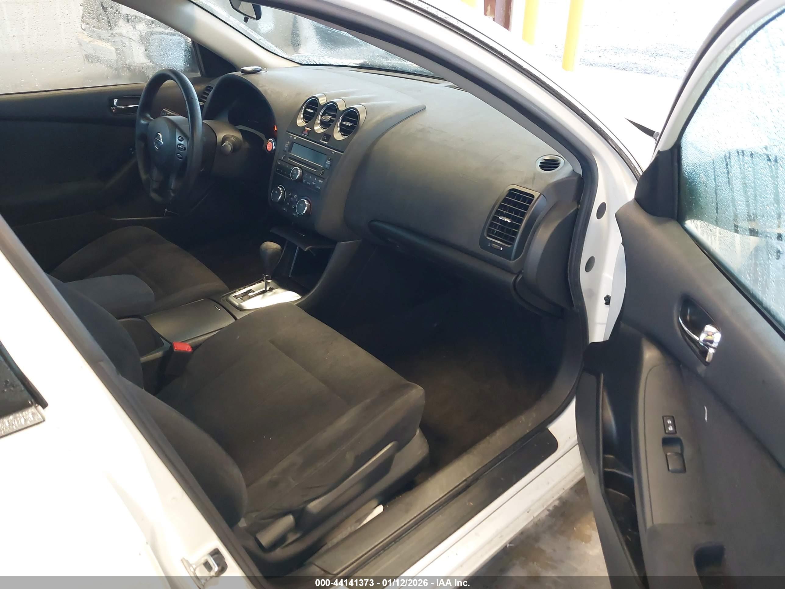 NISSAN ALTIMA image 5